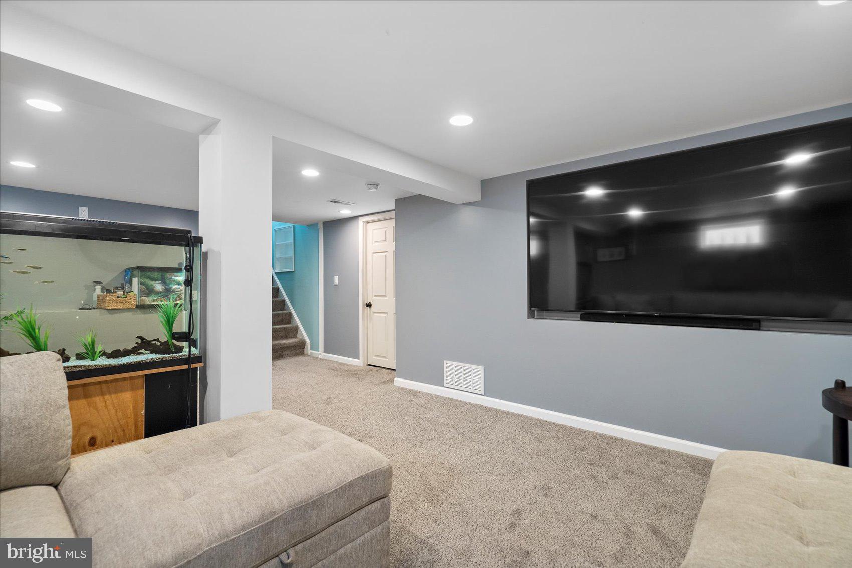 EASTERN TERRACE - Residential