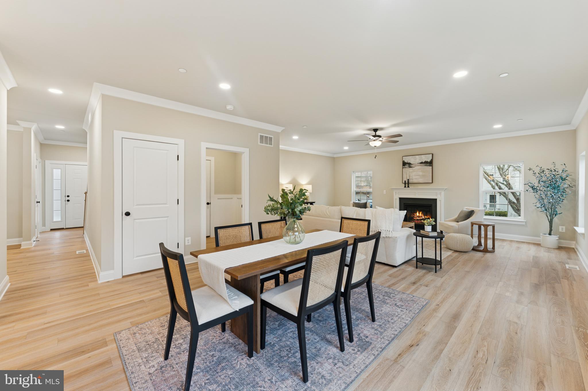16009 PENNSBURY DRIVE