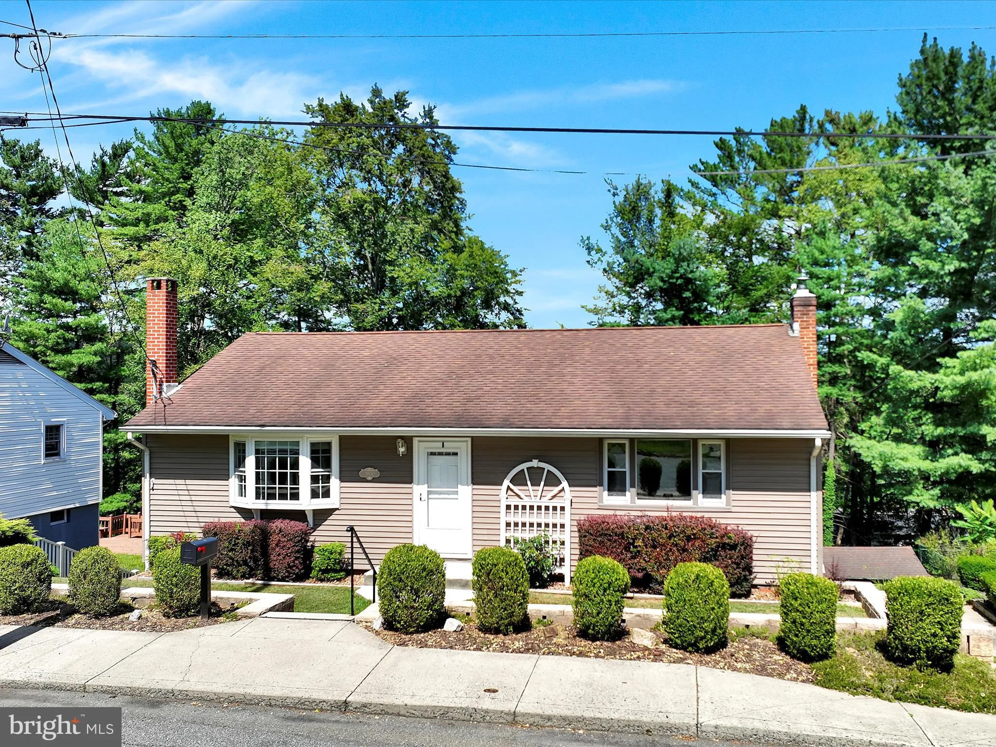 Pottsville, Pennsylvania 17901, United States, 4 Bedrooms Bedrooms, ,3 BathroomsBathrooms,Residential,Active,199427