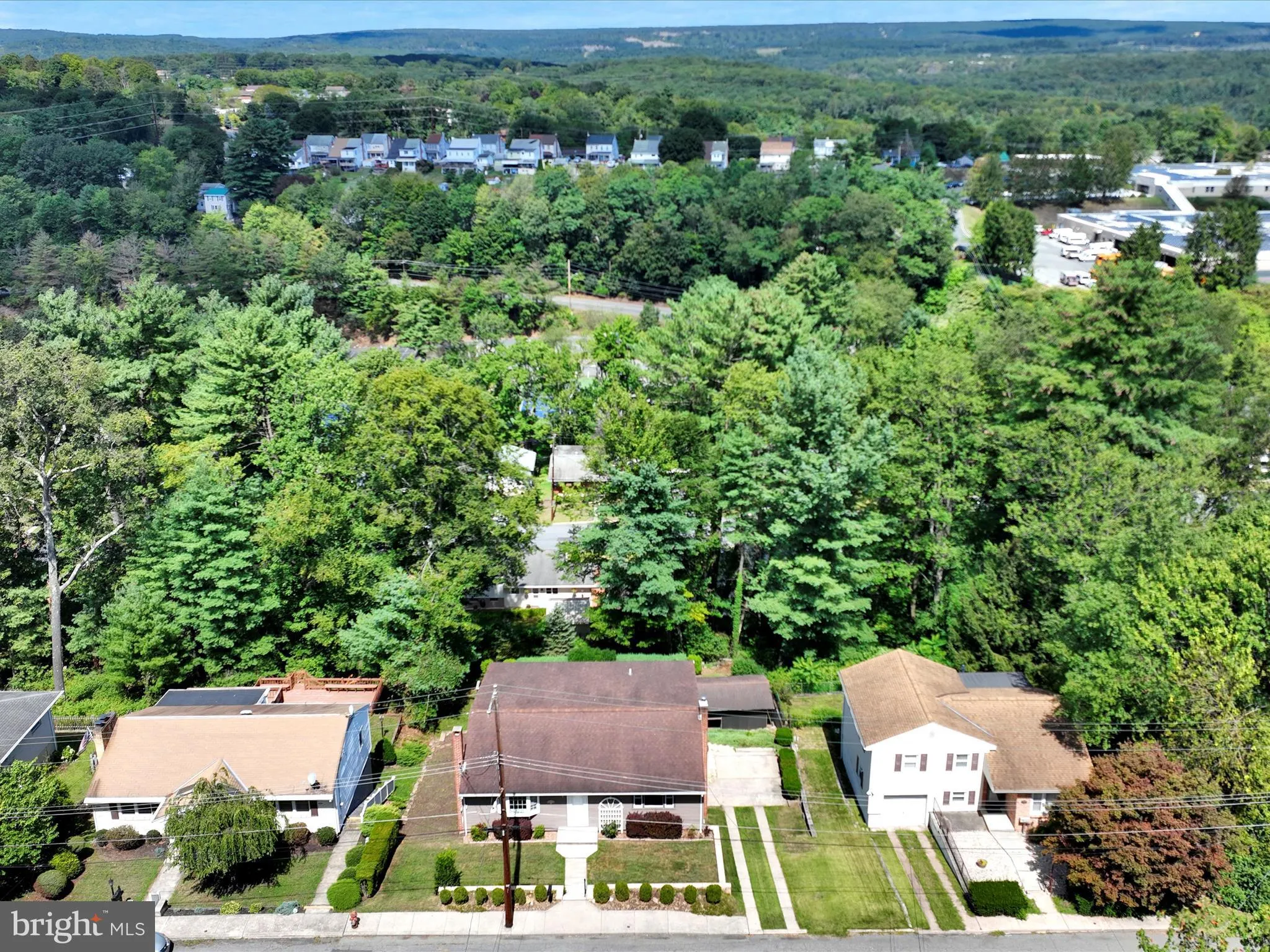 Pottsville, Pennsylvania 17901, United States, 4 Bedrooms Bedrooms, ,3 BathroomsBathrooms,Residential,Active,199427