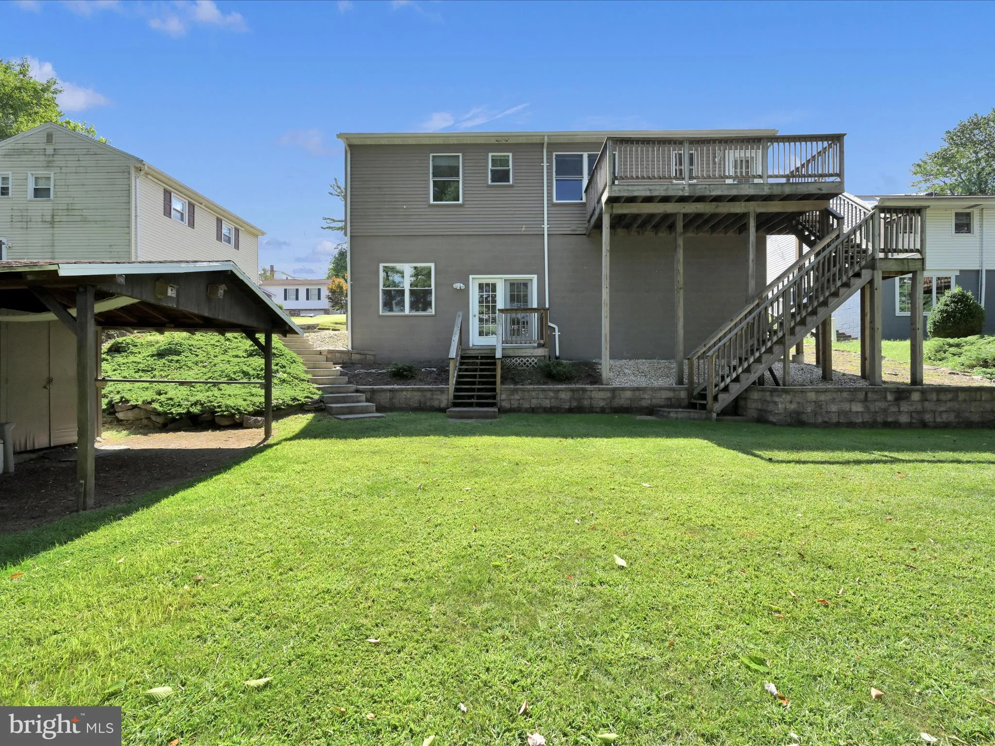 Pottsville, Pennsylvania 17901, United States, 4 Bedrooms Bedrooms, ,3 BathroomsBathrooms,Residential,Active,199427