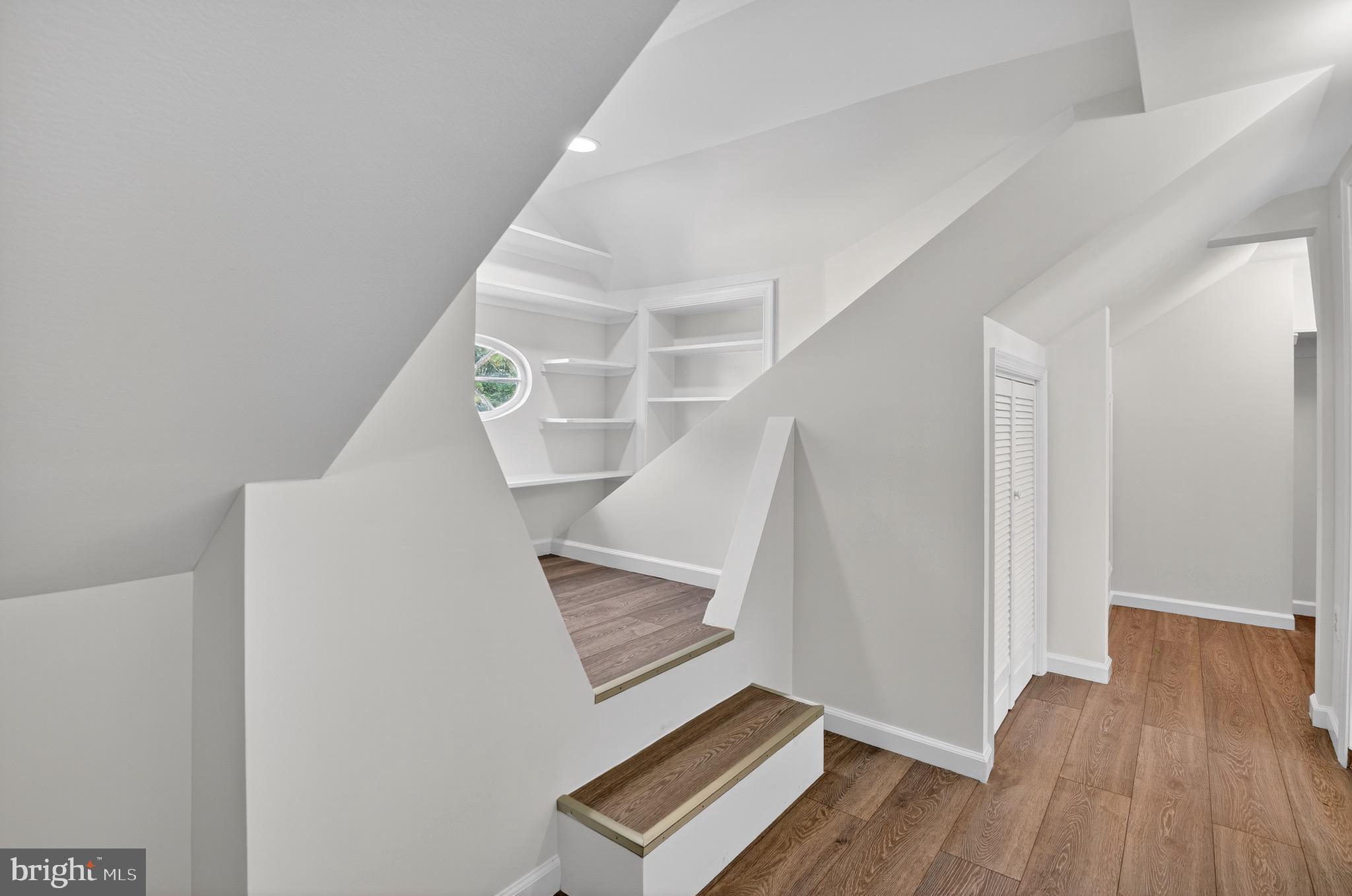 DECOVERLY ADVENTURE - Residential