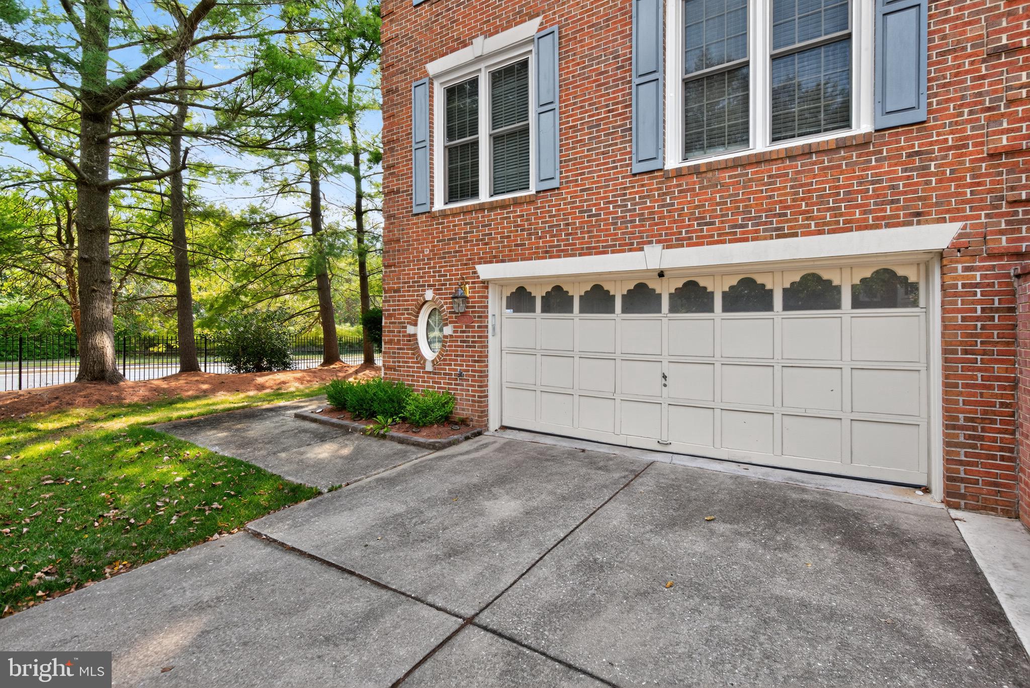 9963 FOXBOROUGH CIRCLE