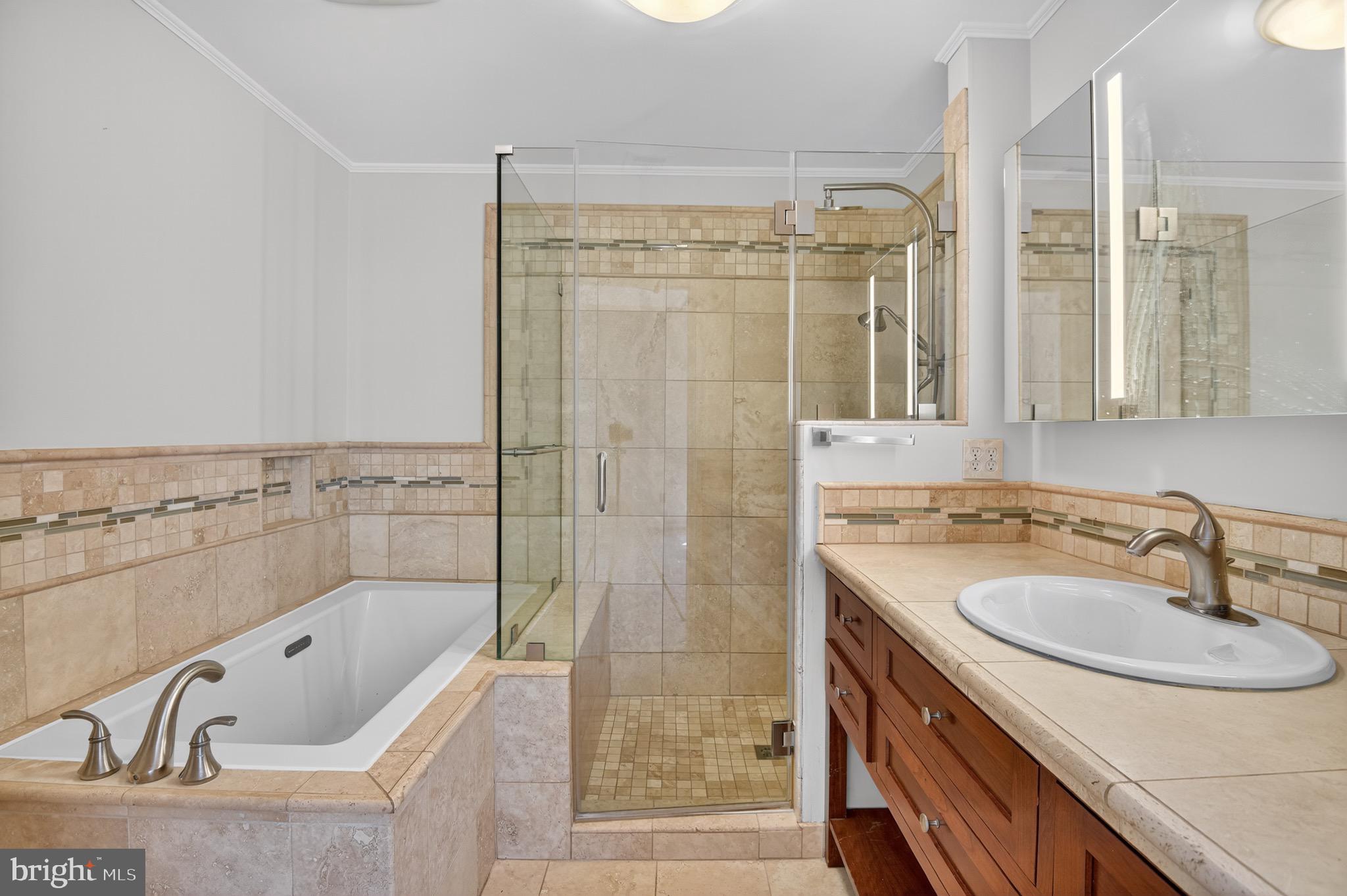 DECOVERLY ADVENTURE - Residential