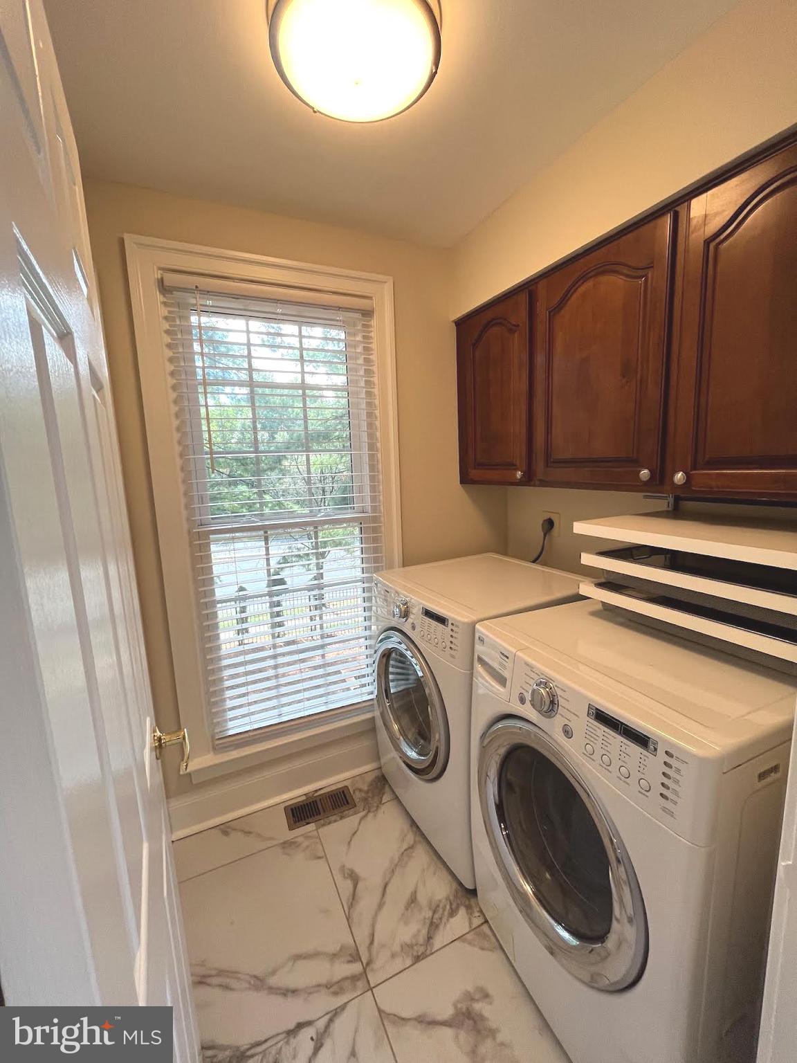 DECOVERLY ADVENTURE - Residential