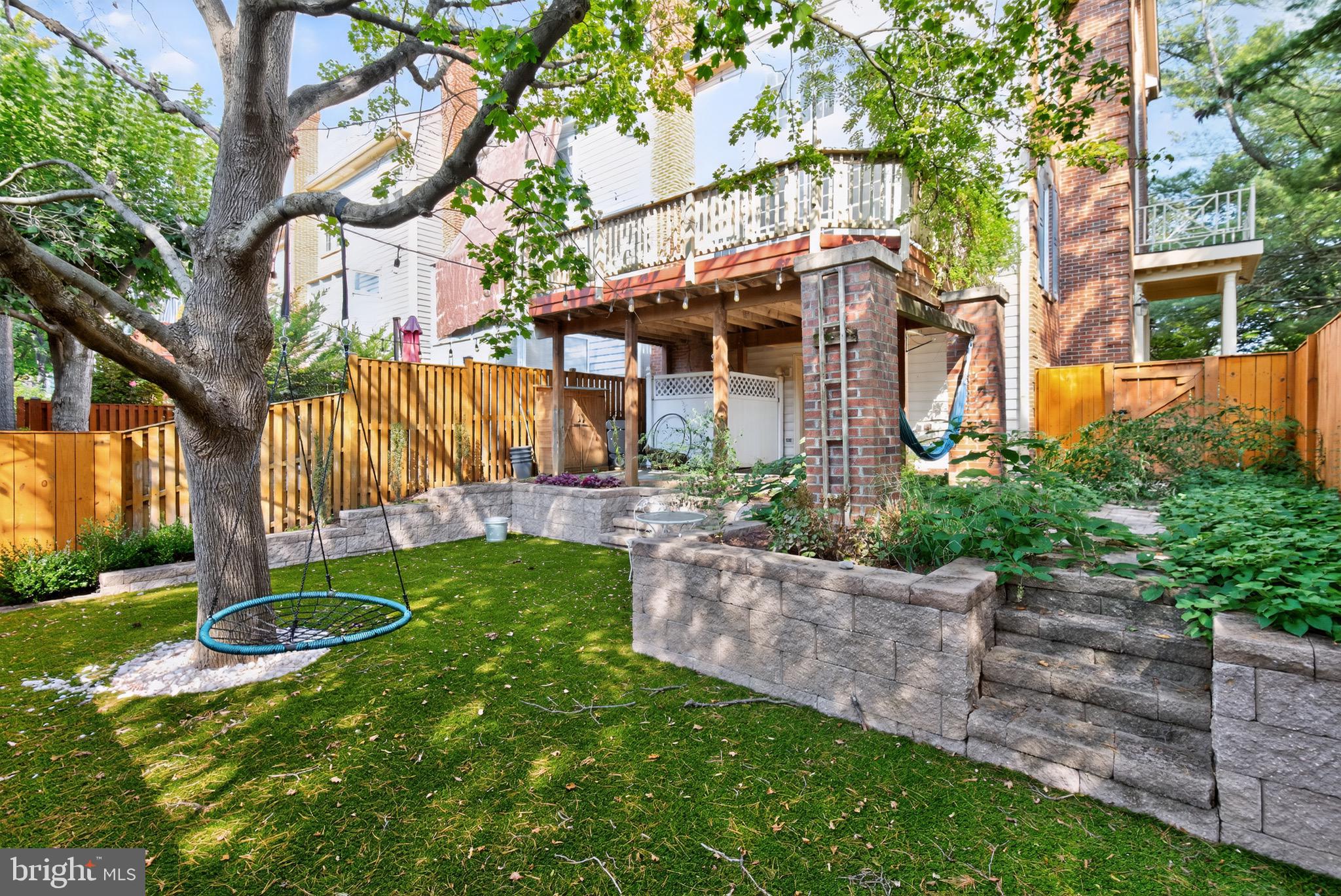 DECOVERLY ADVENTURE - Residential