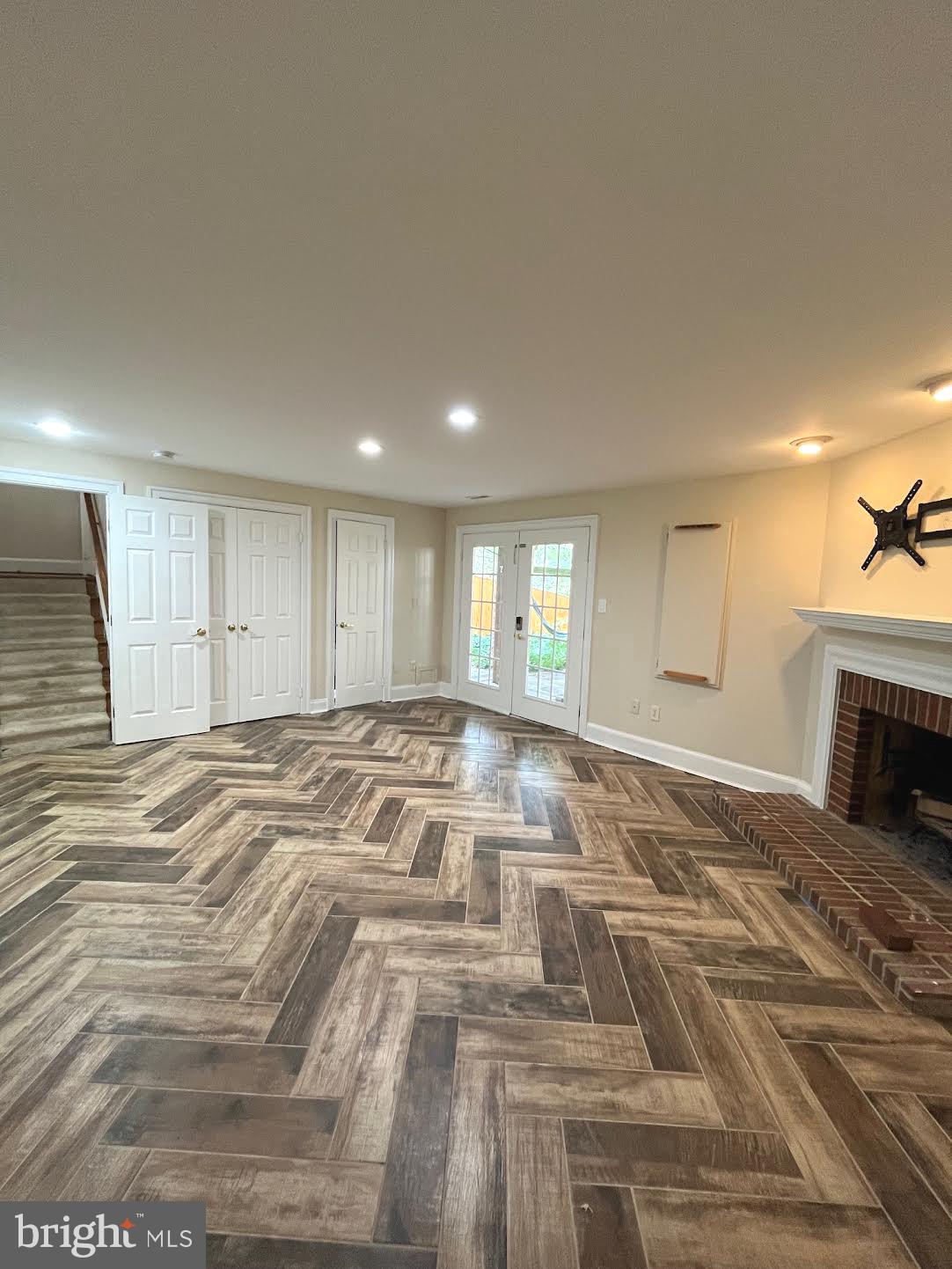 DECOVERLY ADVENTURE - Residential