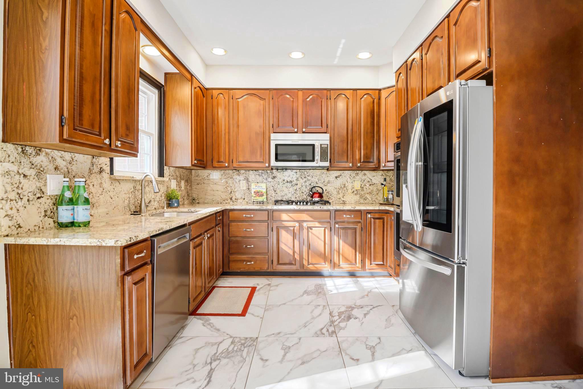 DECOVERLY ADVENTURE - Residential