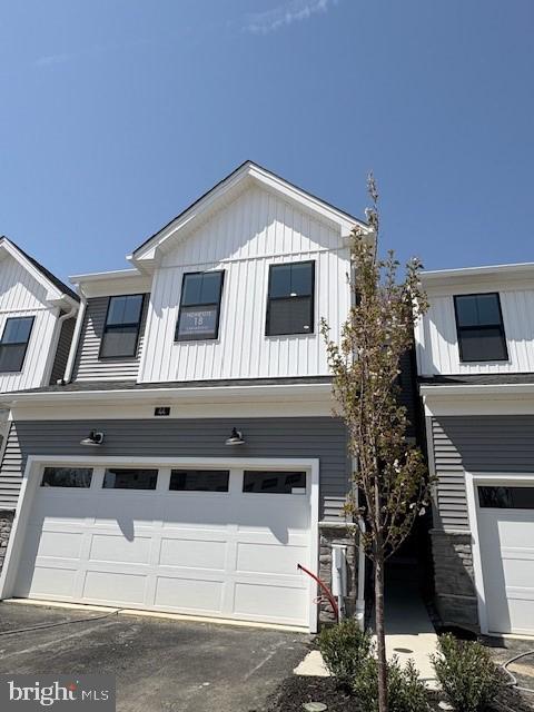 STONEMILL VILLAGE - Residential