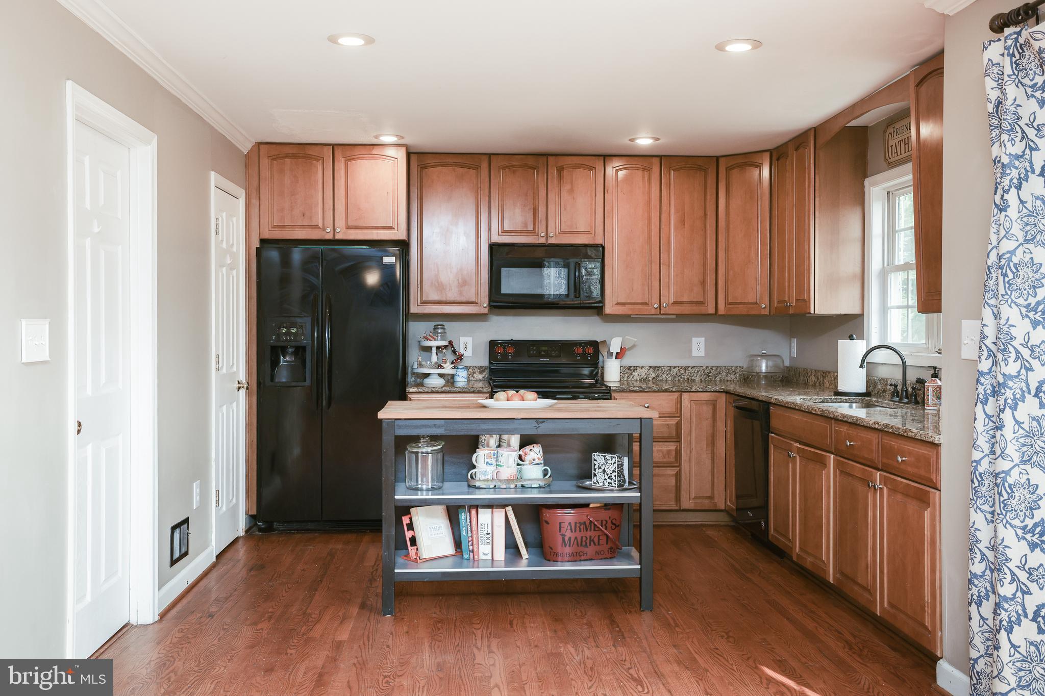 RED BUD RUN - Residential