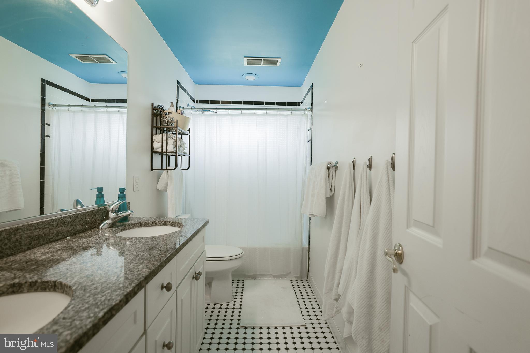 RED BUD RUN - Residential