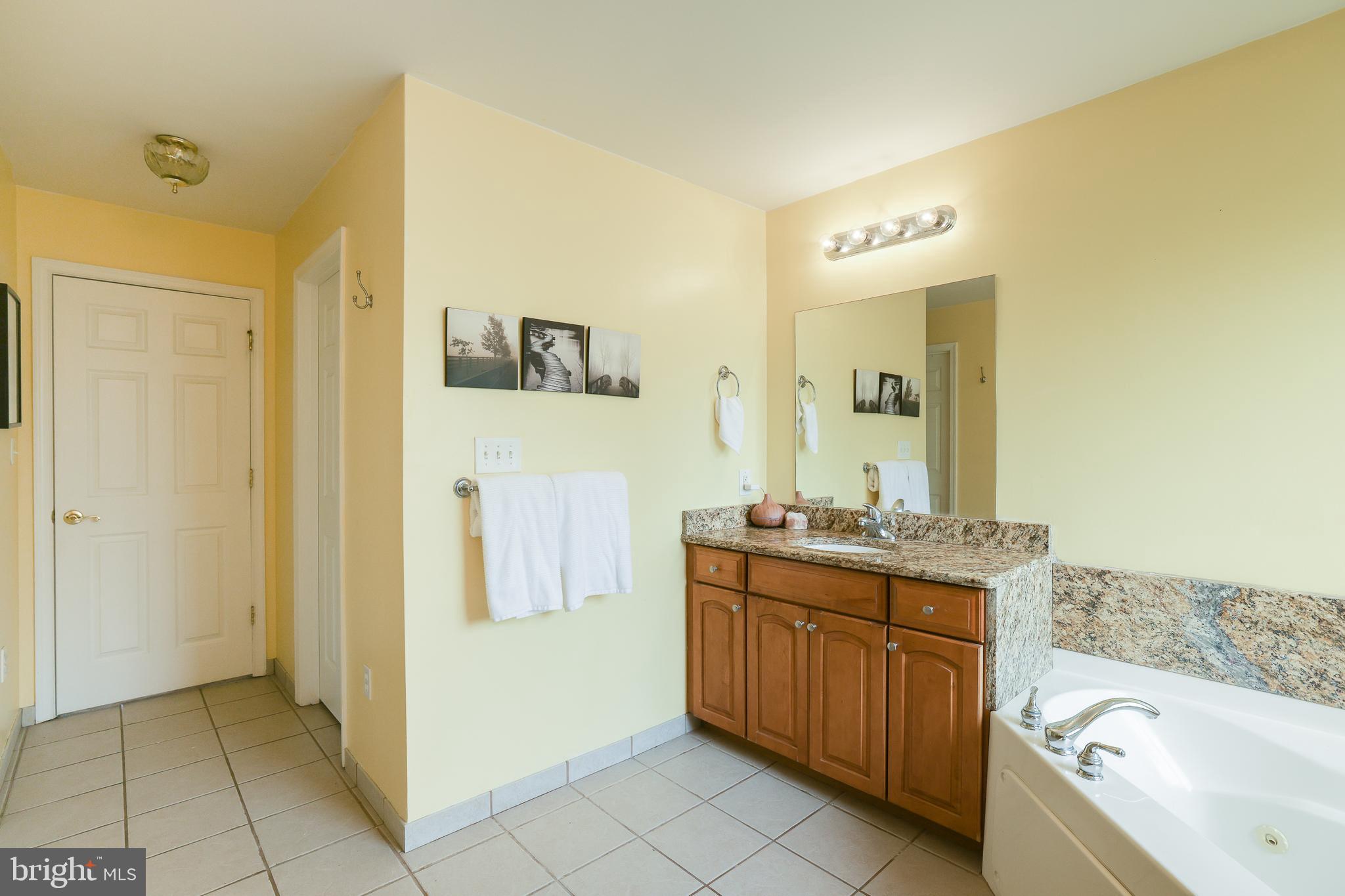 RED BUD RUN - Residential