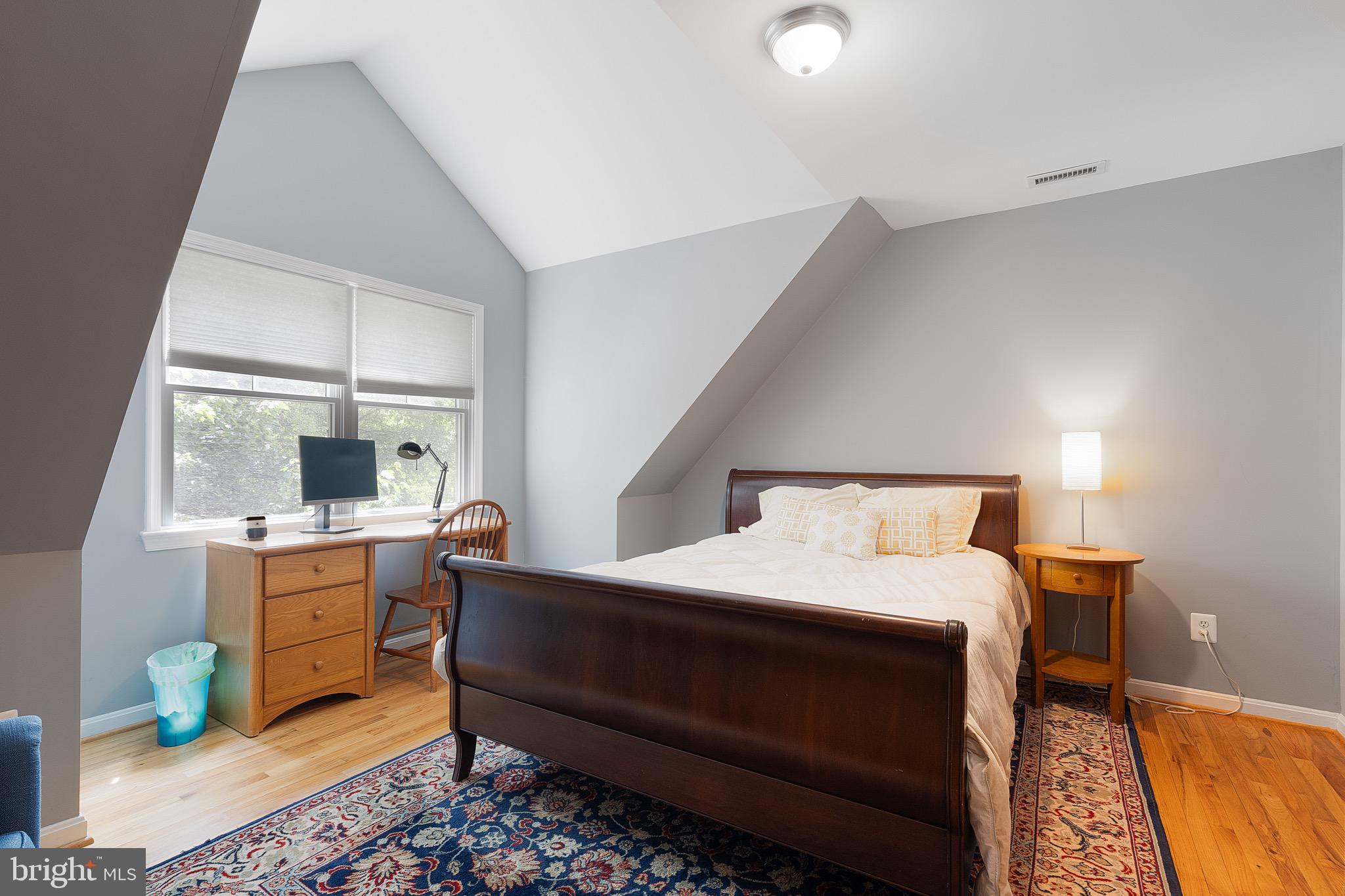 BROYHILL FOREST - Residential