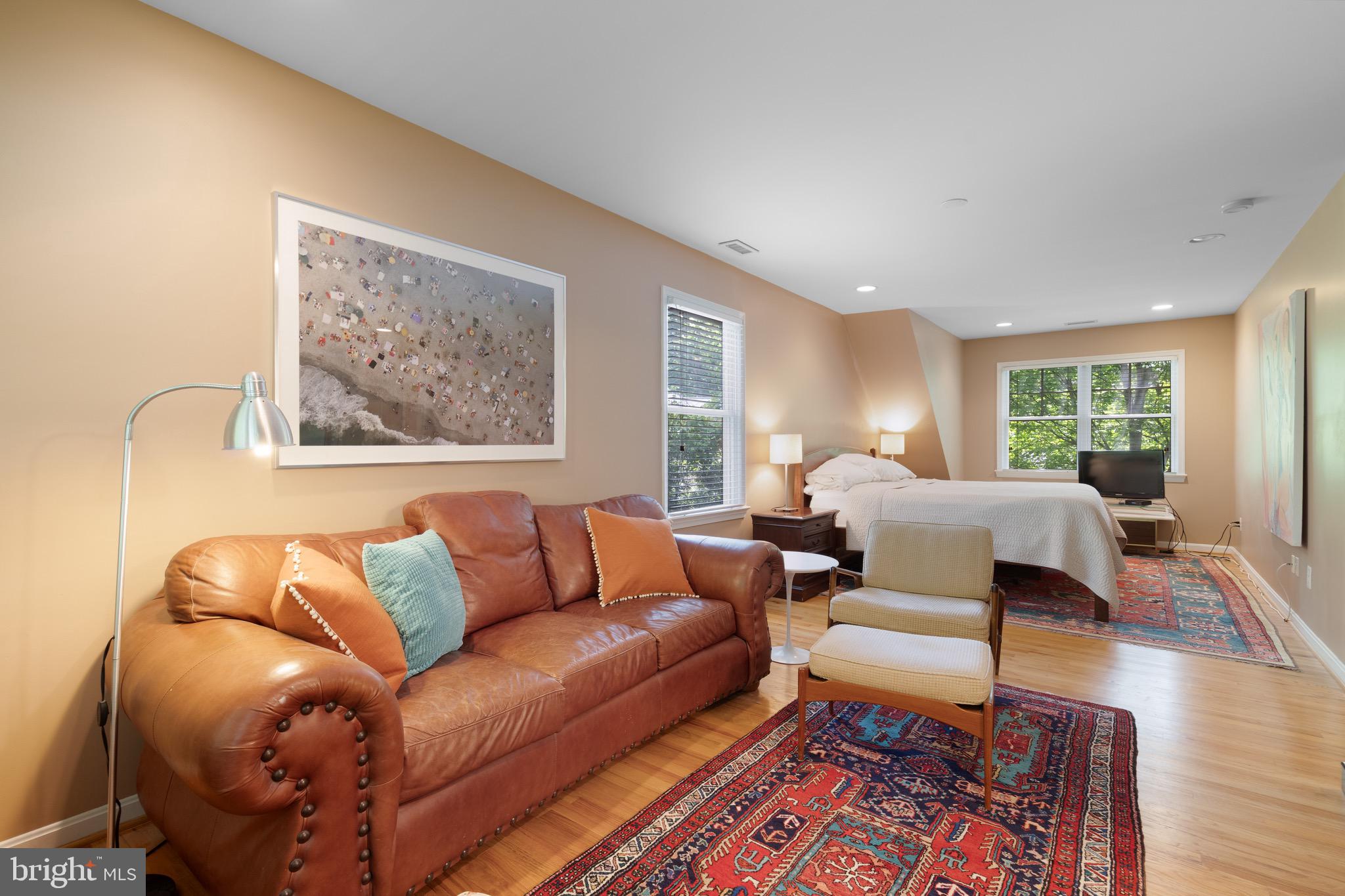 BROYHILL FOREST - Residential