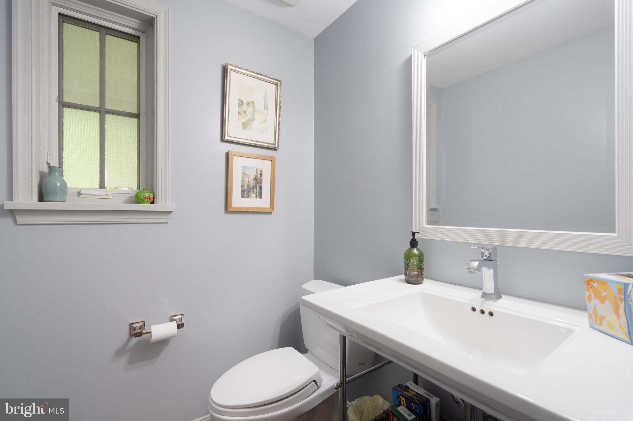 BROYHILL FOREST - Residential