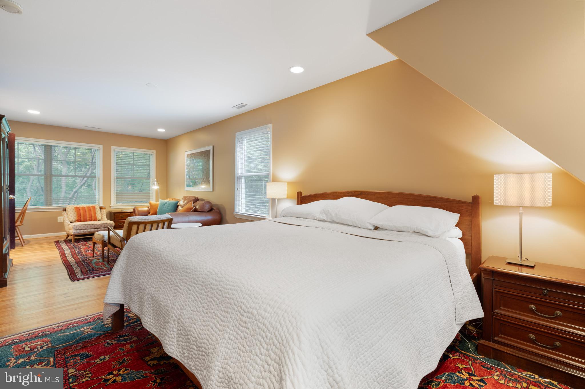 BROYHILL FOREST - Residential