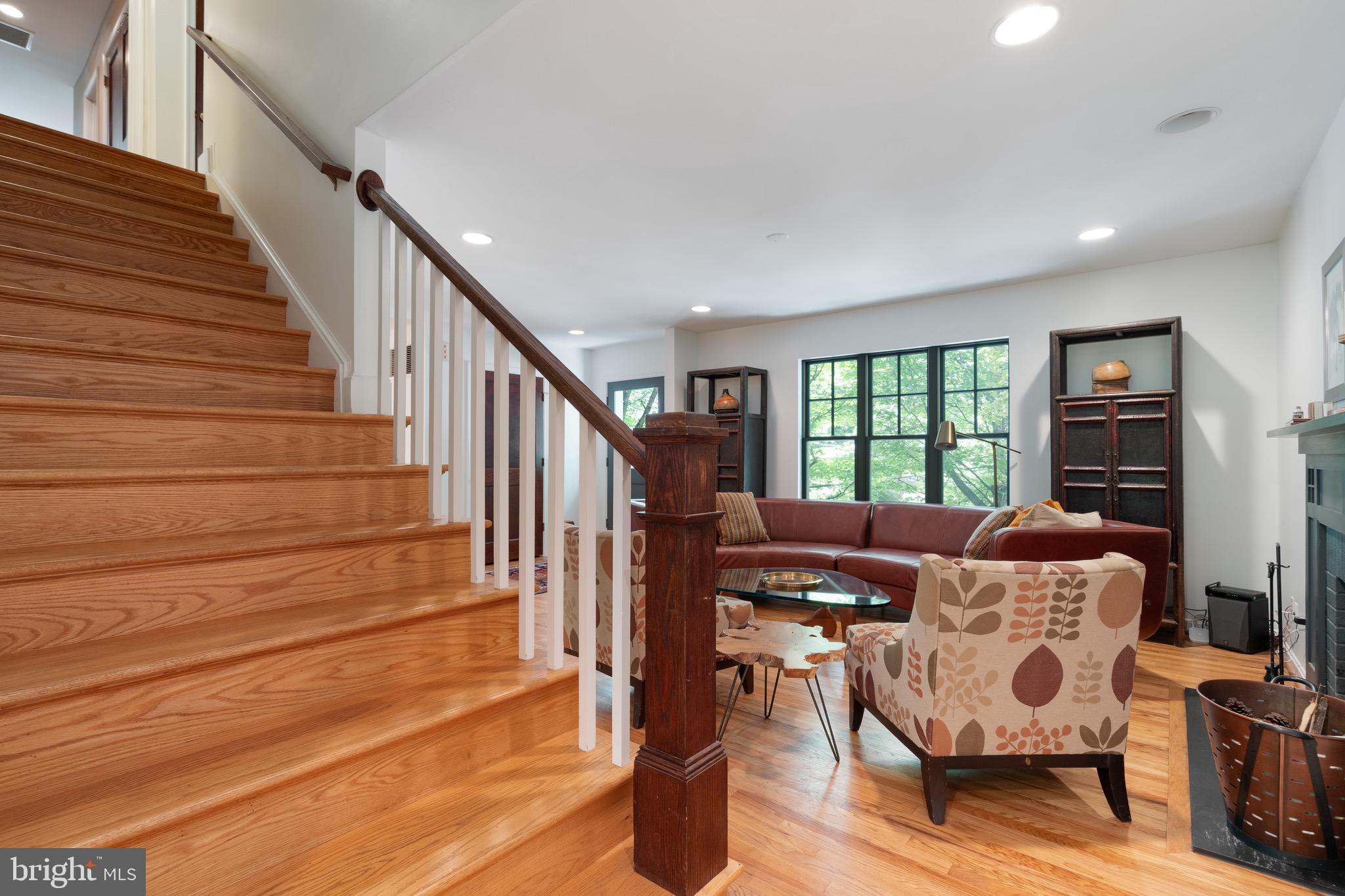 BROYHILL FOREST - Residential