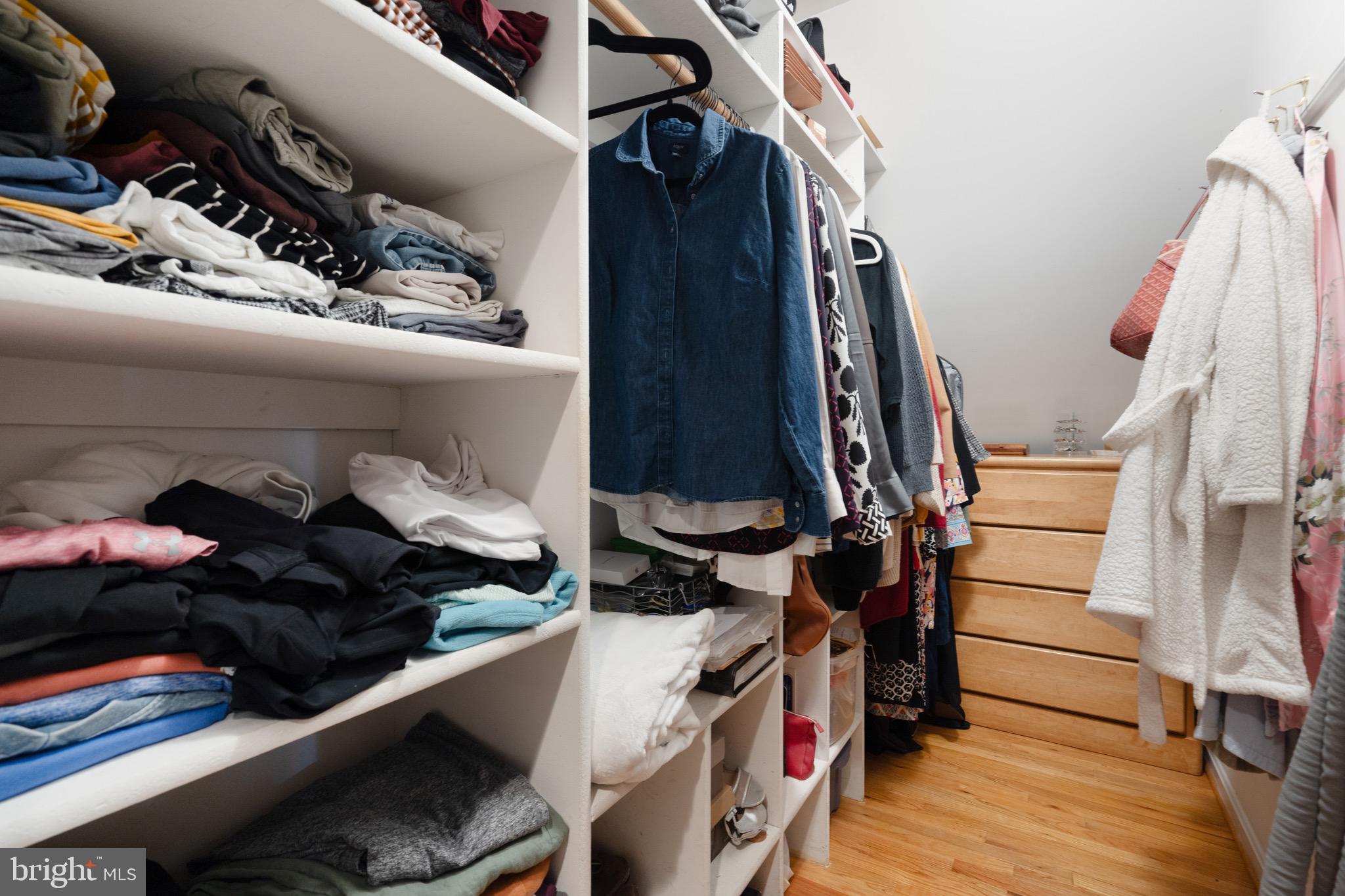 BROYHILL FOREST - Residential