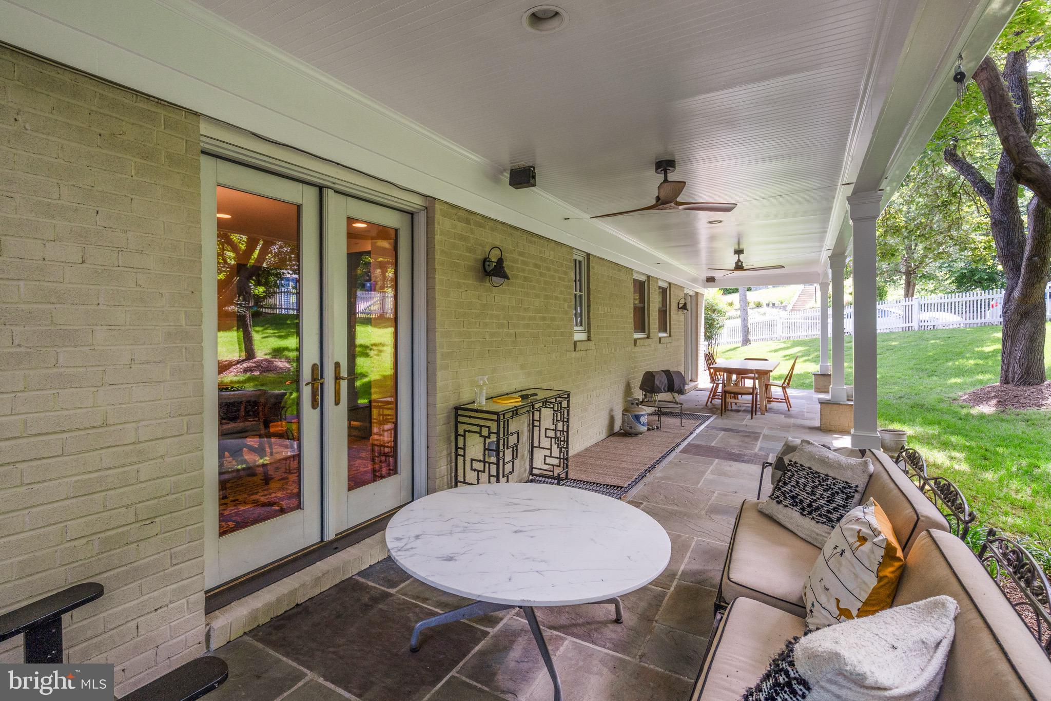 BROYHILL FOREST - Residential