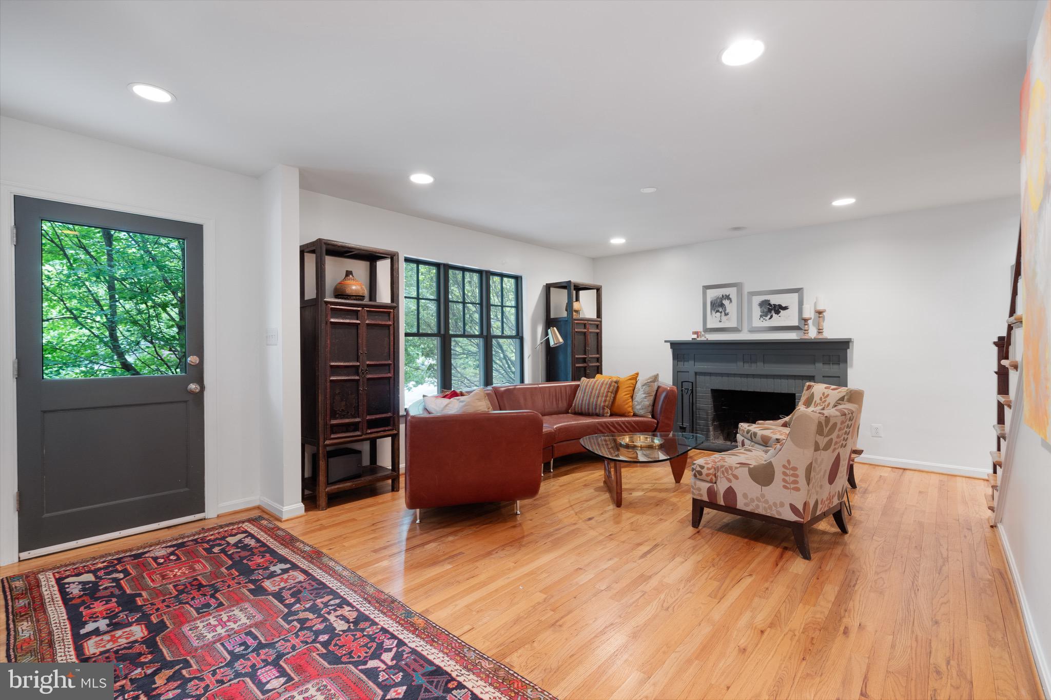 BROYHILL FOREST - Residential