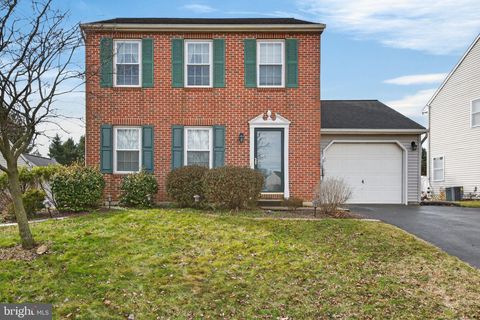 106 ASHLEY DRIVE MARIETTA PA 17547