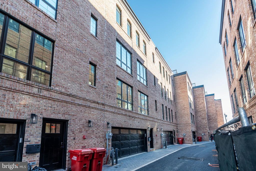Photo of 2423 Innovator Way, PHILADELPHIA, PA 19146 (MLS # PAPH2621190)