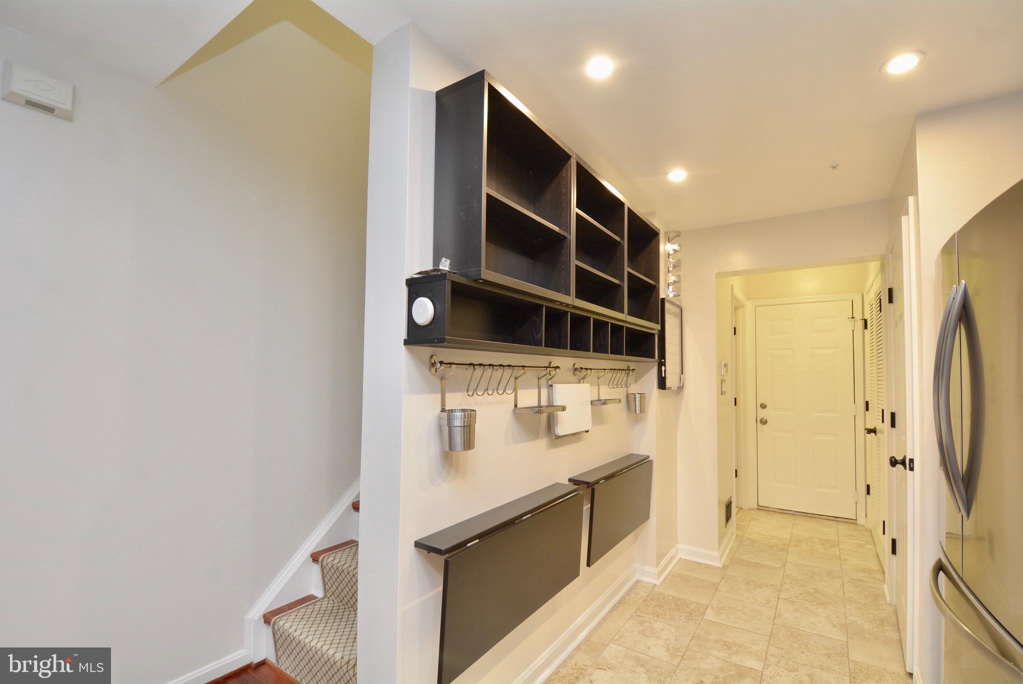 ISLAND CREEK - Residential Lease