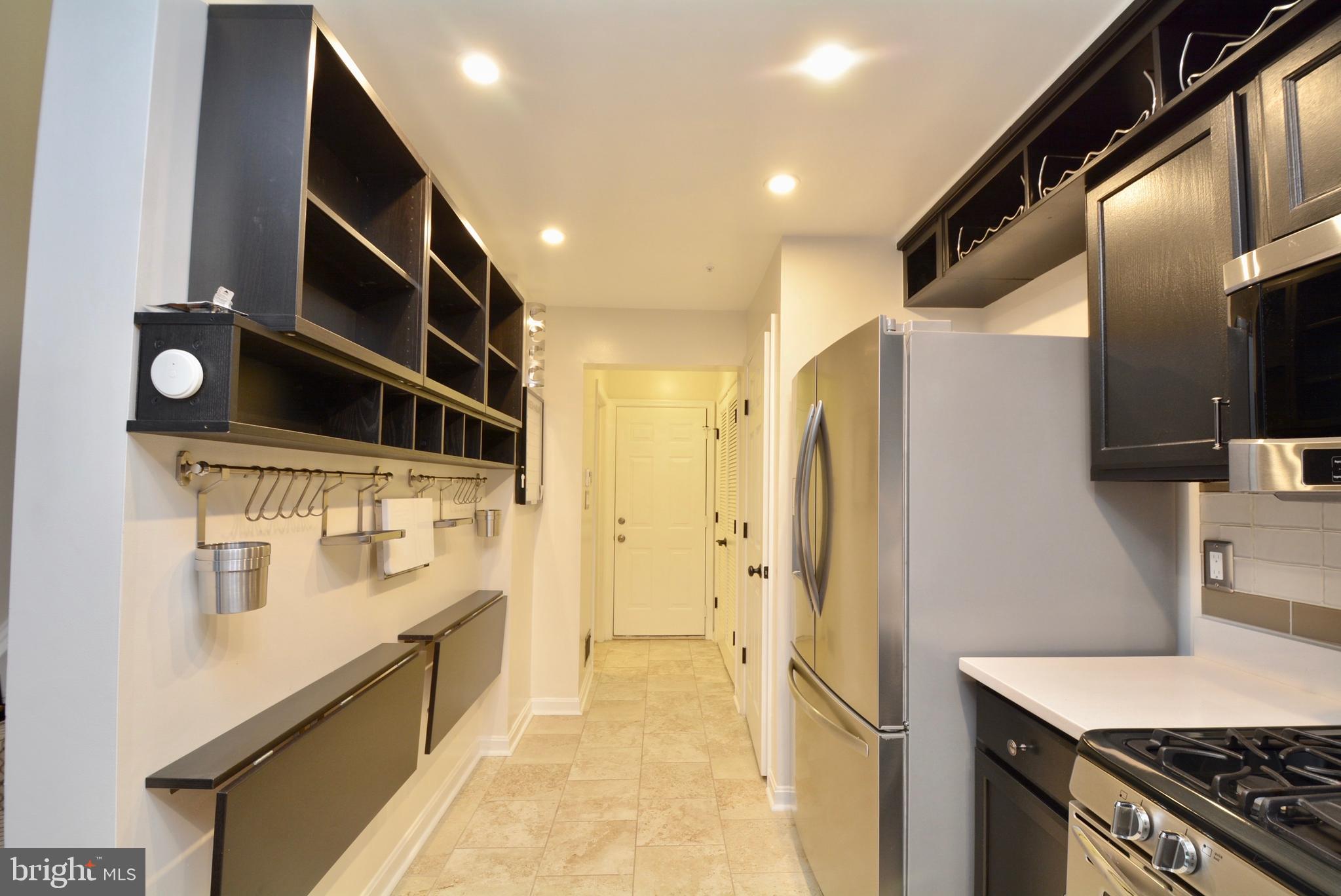 ISLAND CREEK - Residential Lease