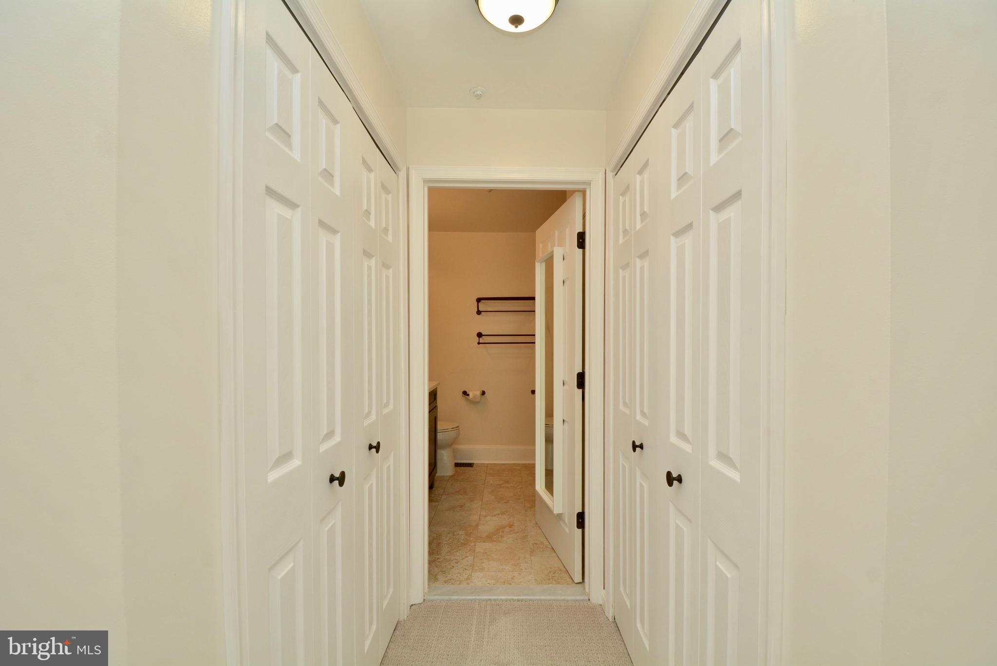 ISLAND CREEK - Residential Lease