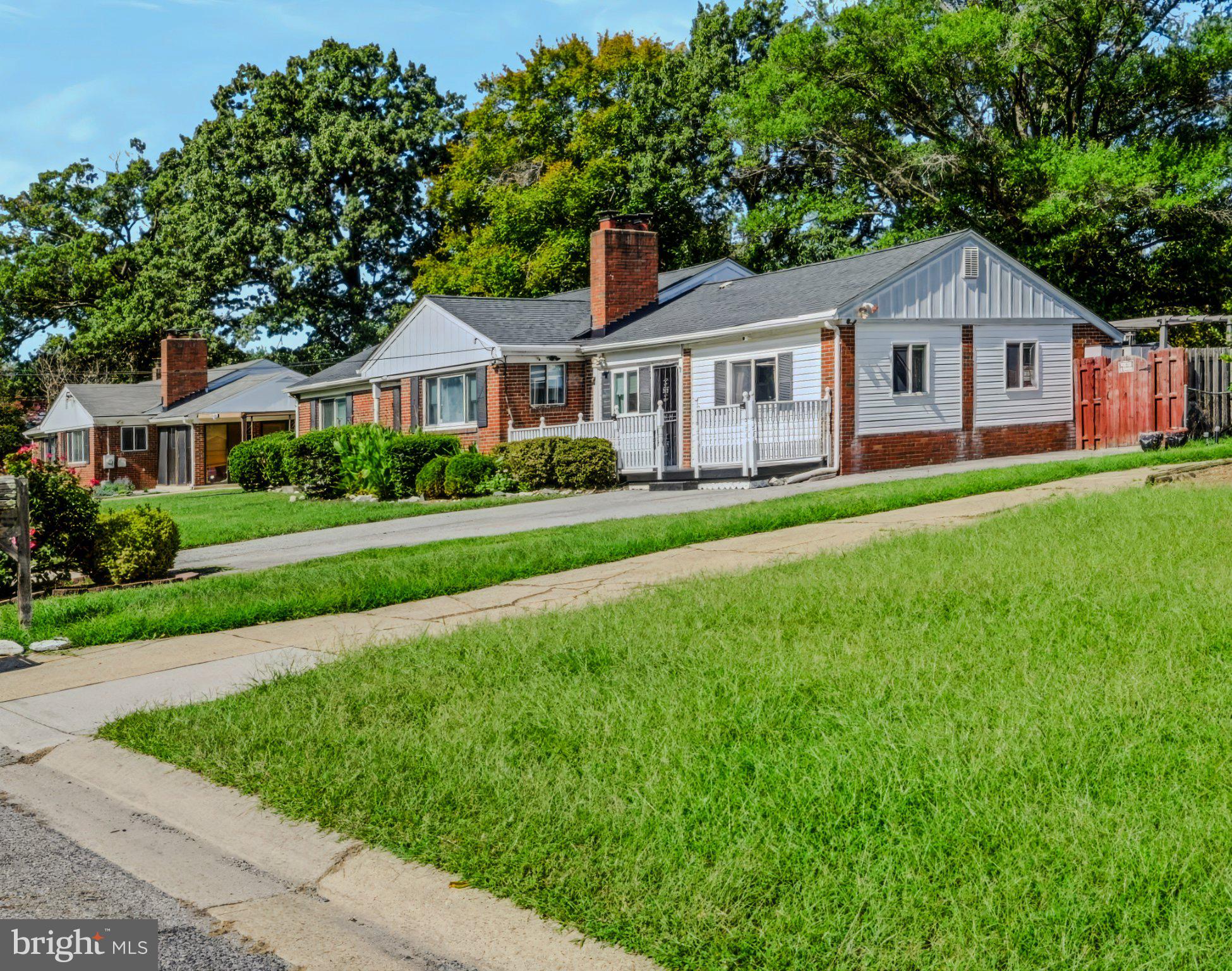 5707 CENTER DRIVE