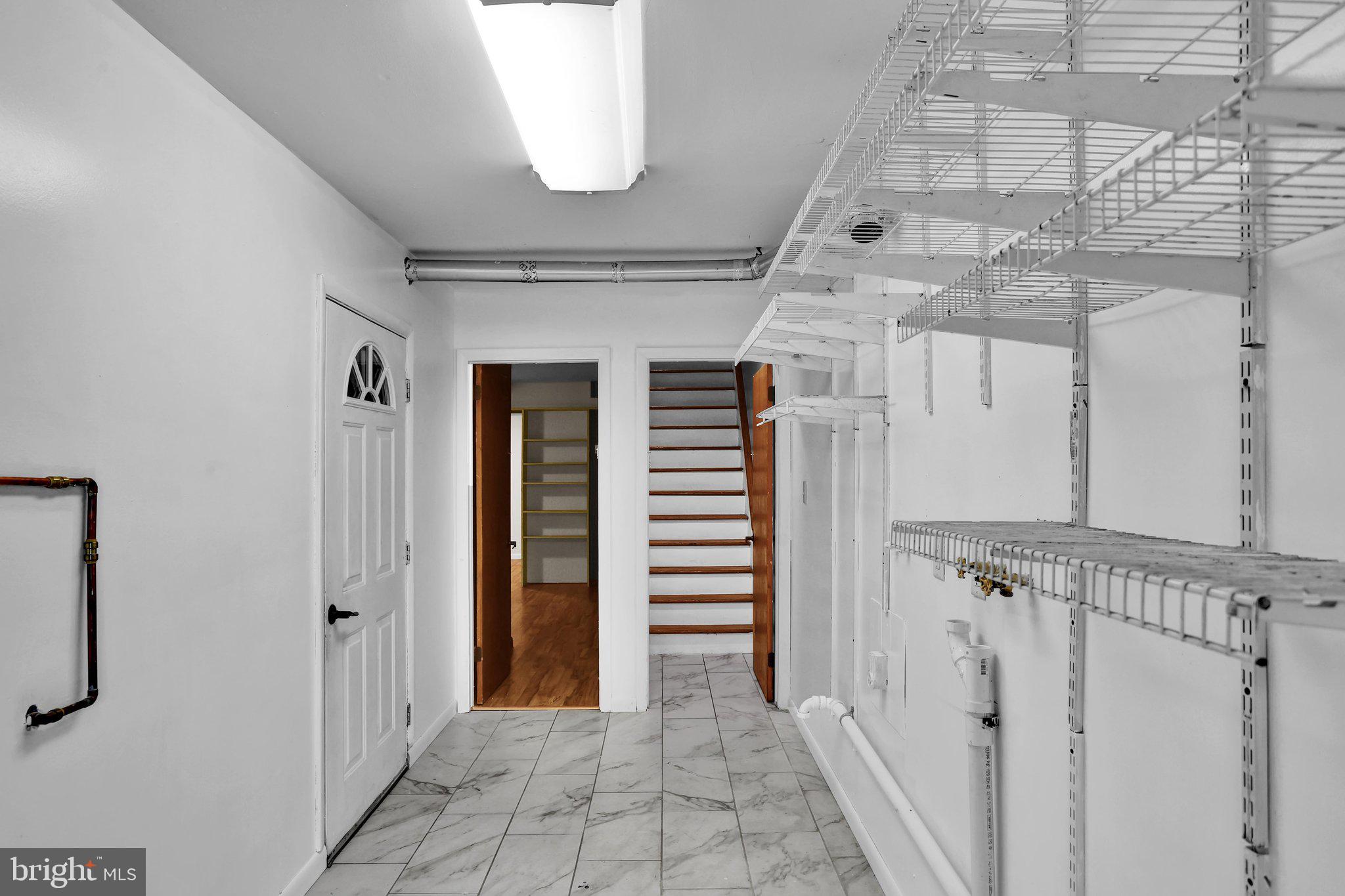 120 N FRANKLIN STREET
