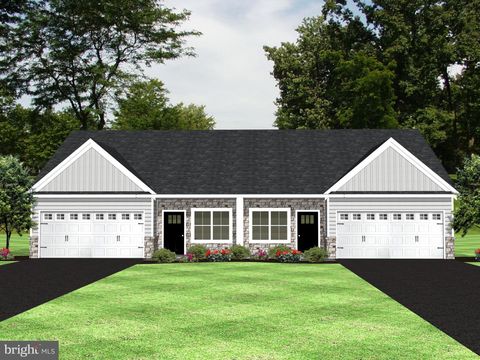 118 HILLARD LANCASTER PA 17603