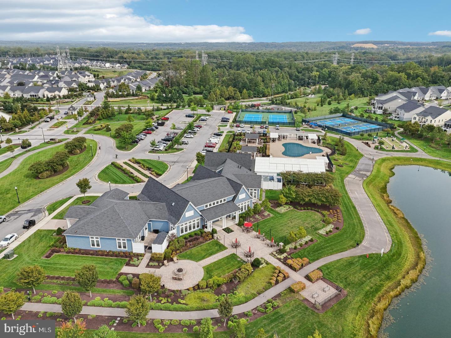 TWO RIVERS - Residential