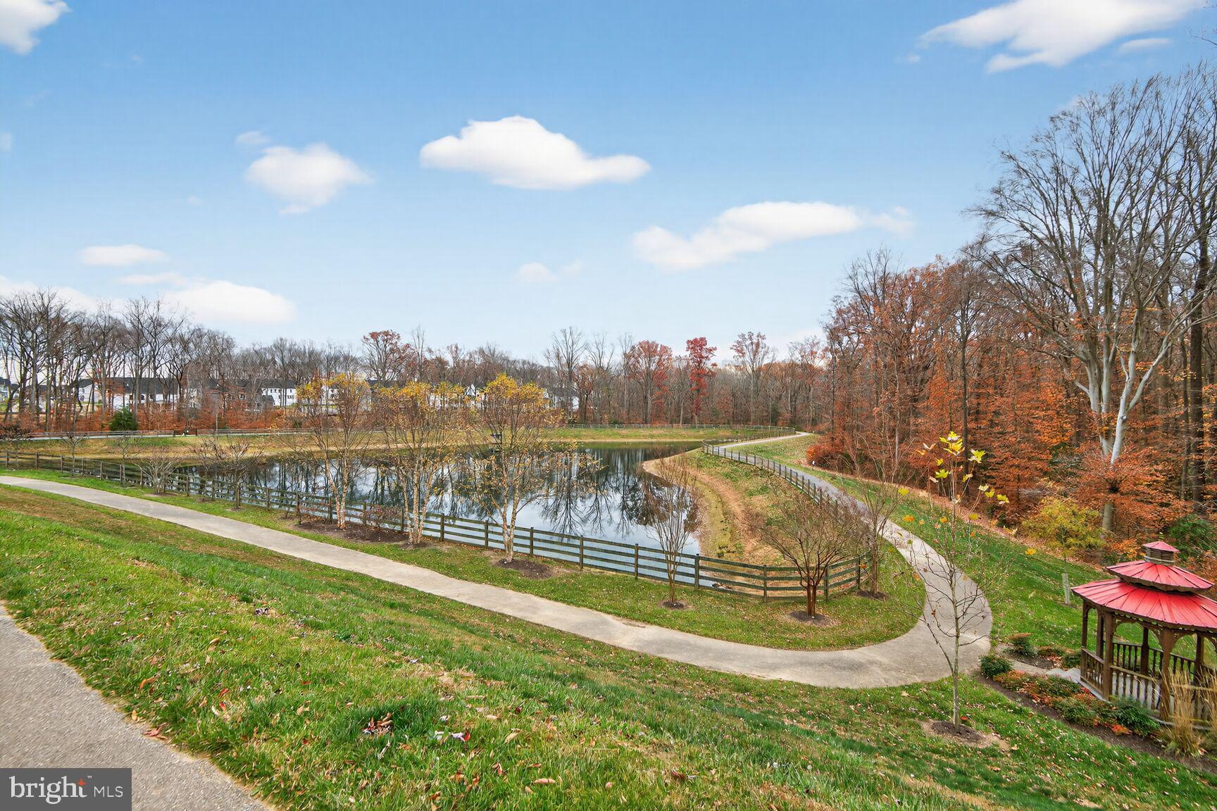 TWO RIVERS - Residential