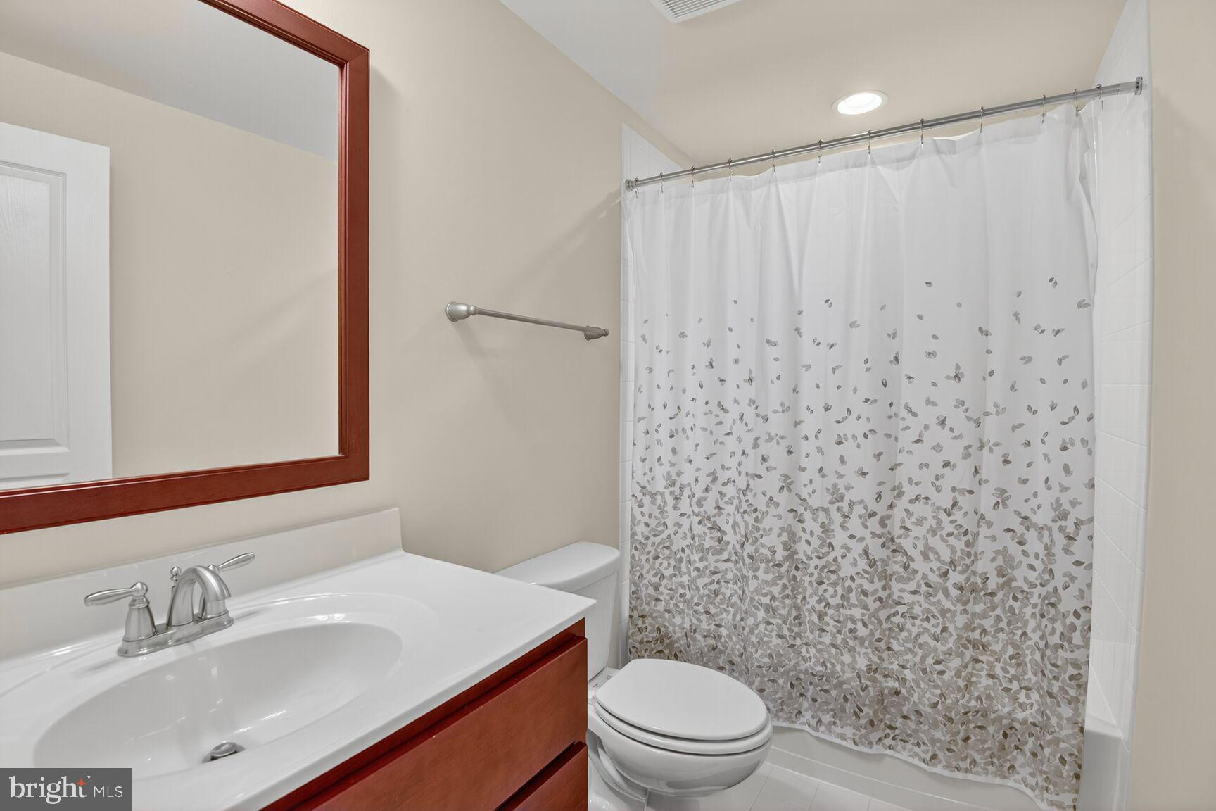 TWO RIVERS - Residential