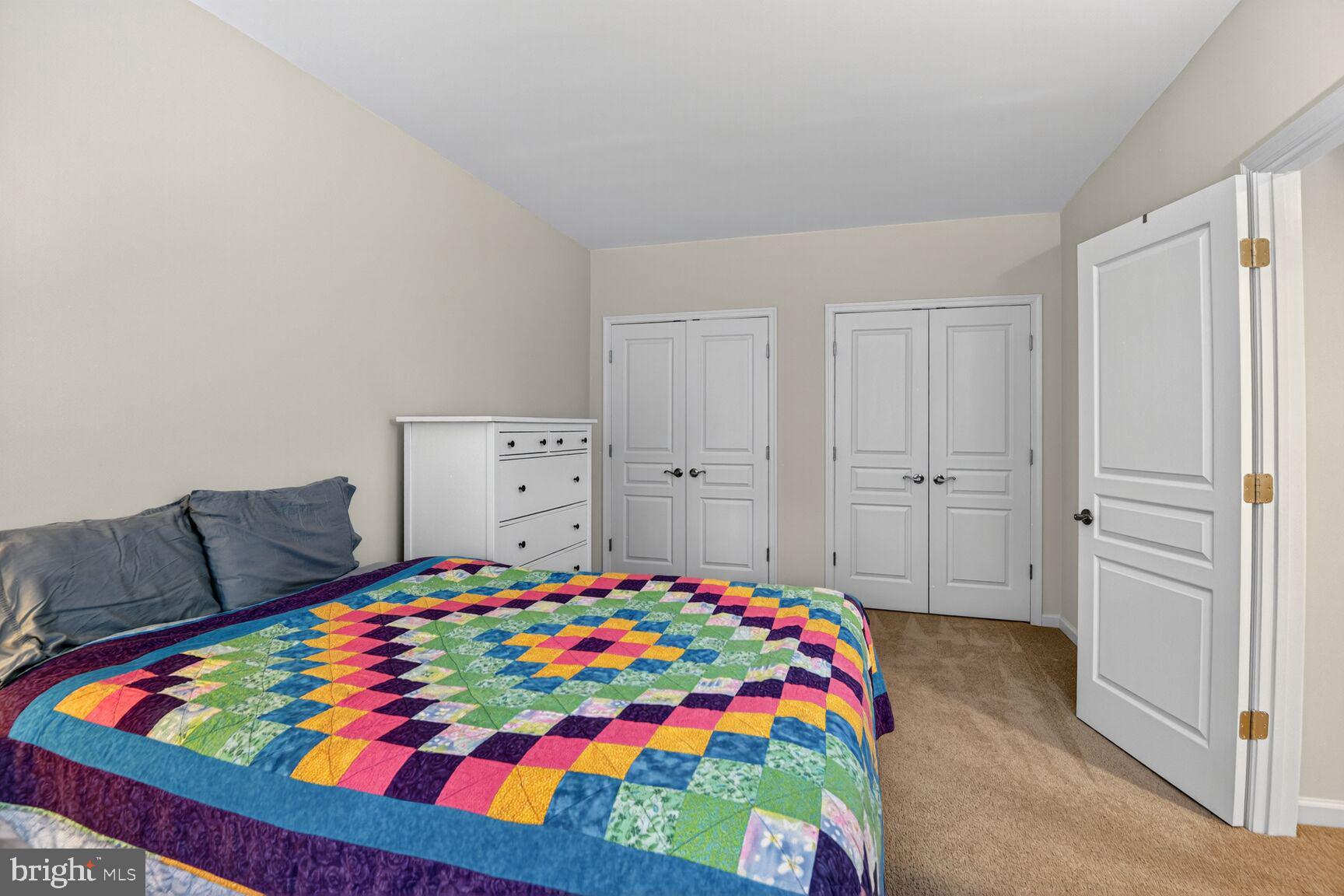 TWO RIVERS - Residential