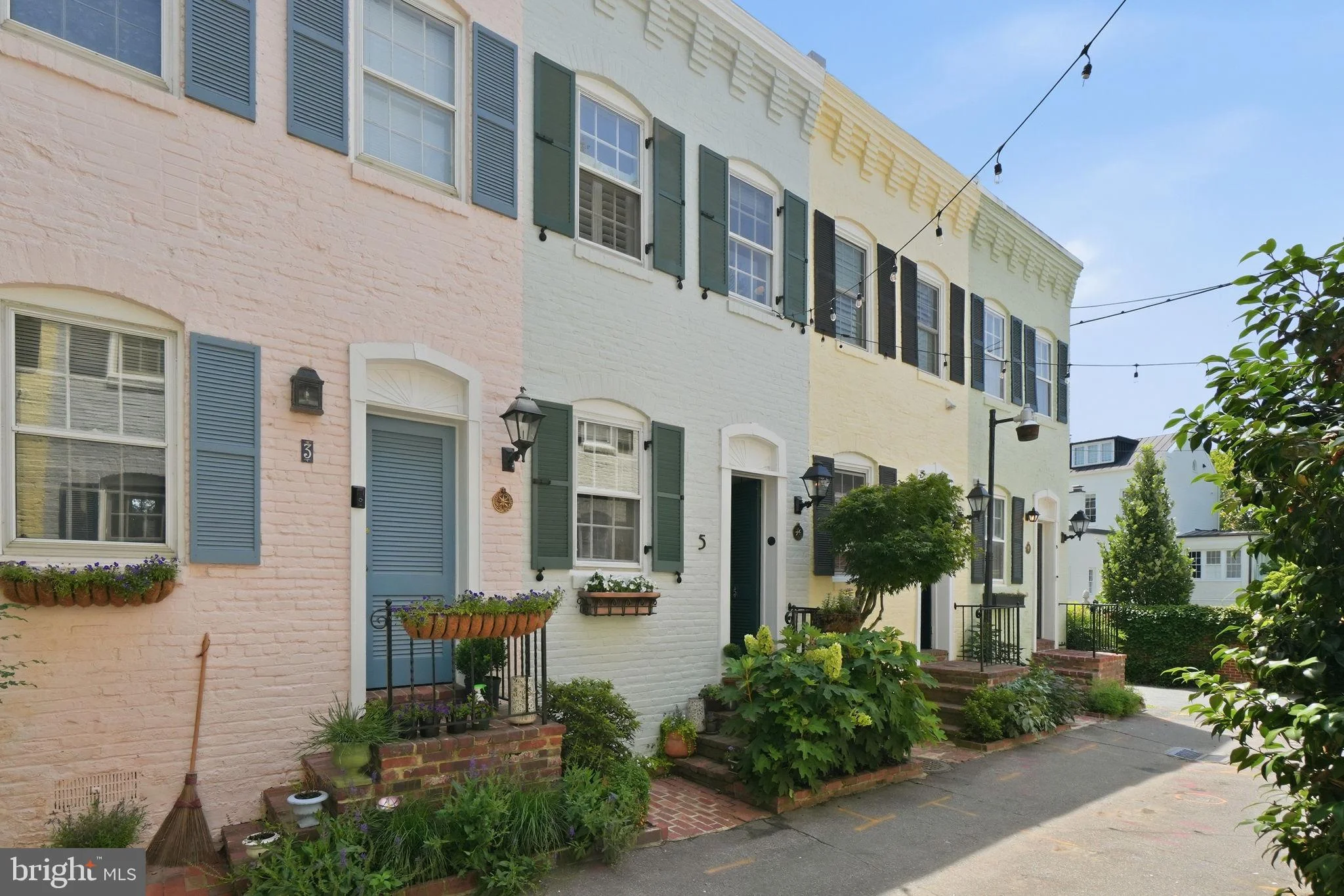 5 Pomander Walk NW, Washington, DC, 20007