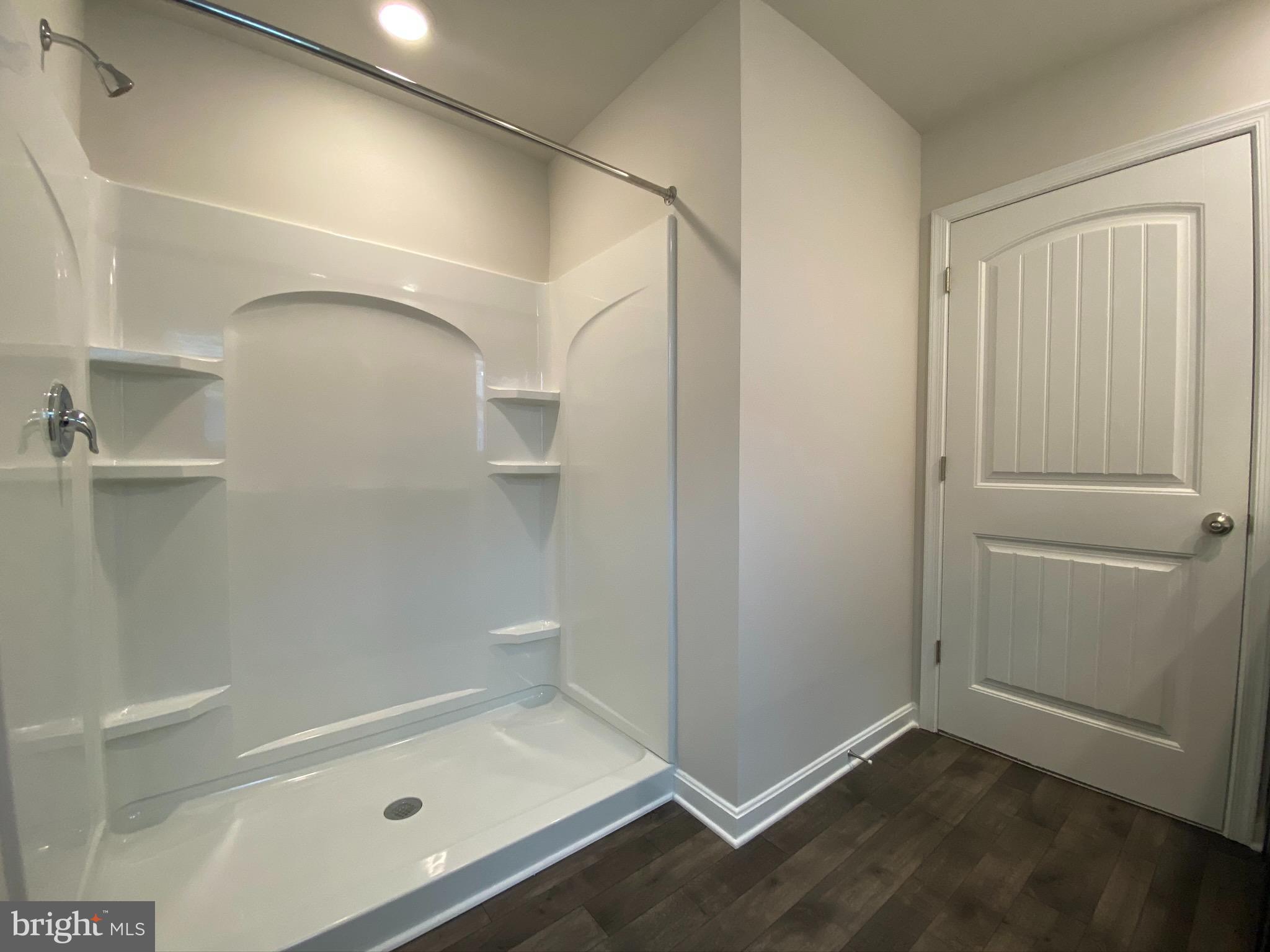 MAGNOLIA ESTATES - Residential