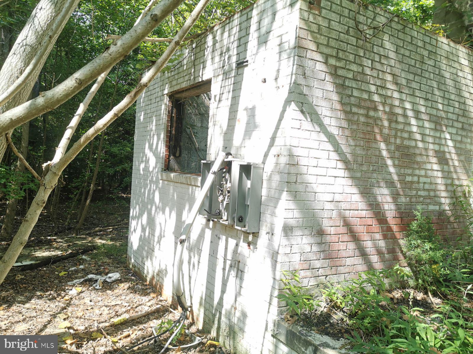 1725 W. ACCOKEEK ROAD