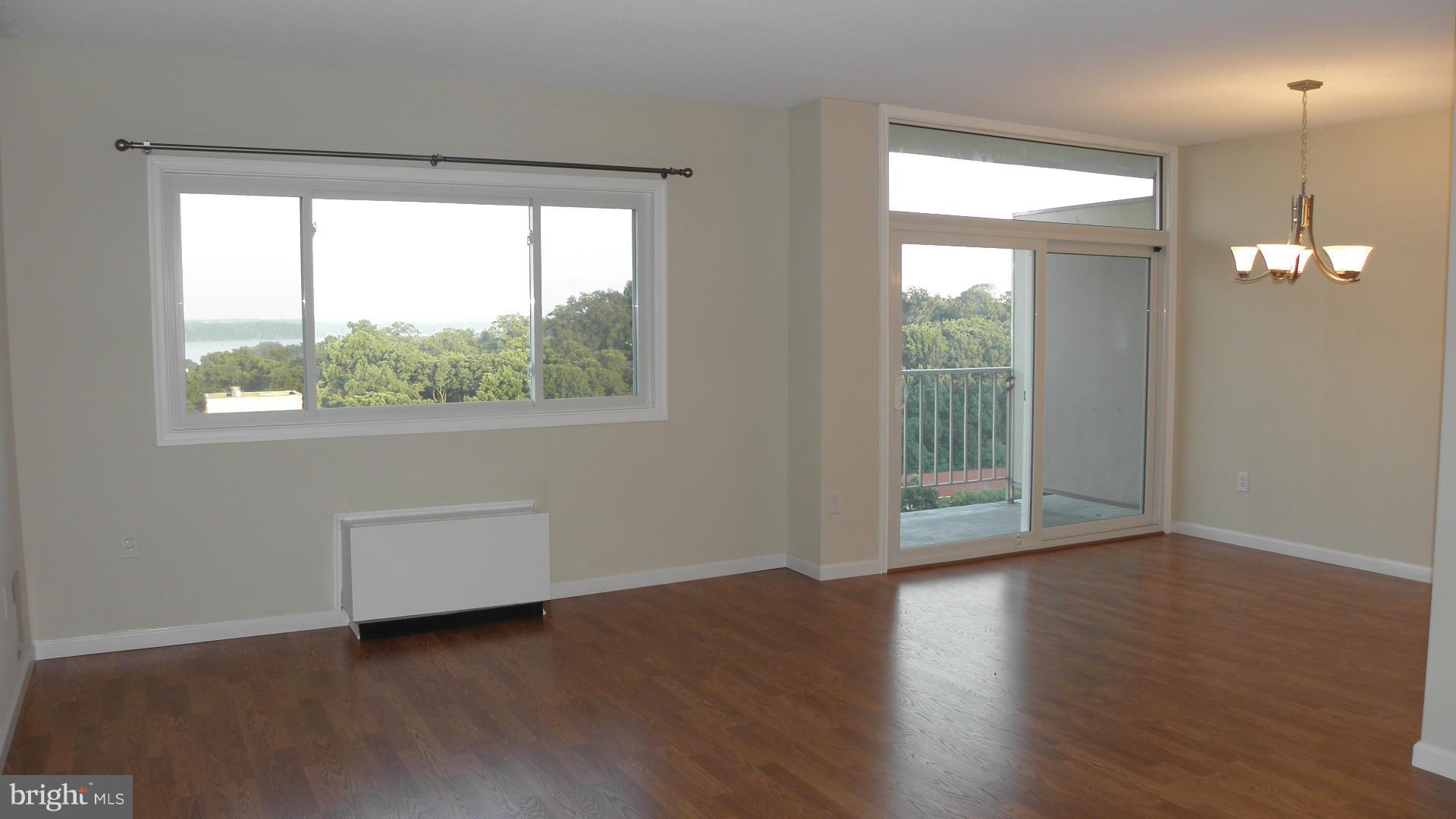 HUNTING CREEK CLUB CONDOMINIUMS - Residential Lease