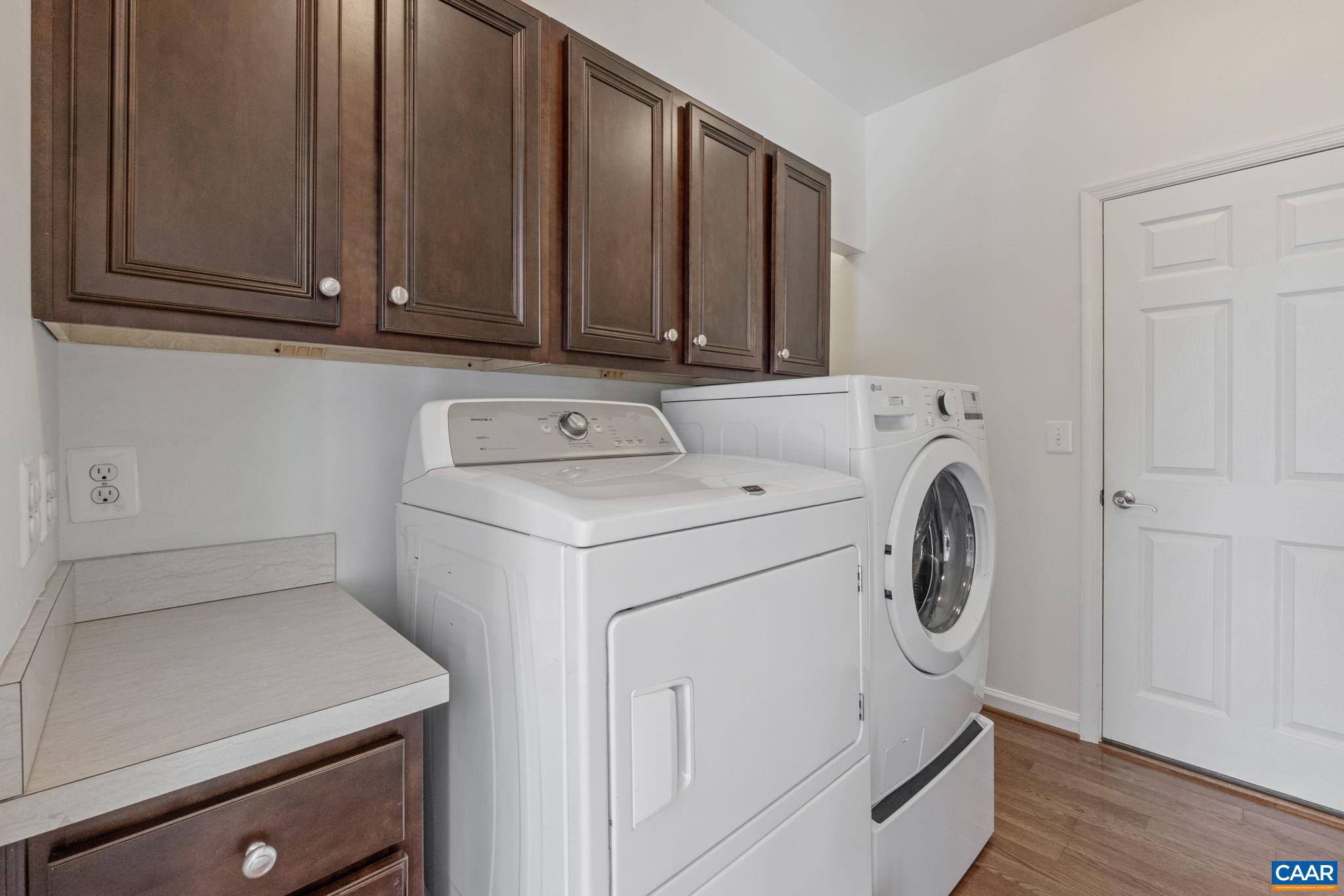 SPRING CREEK - Residential