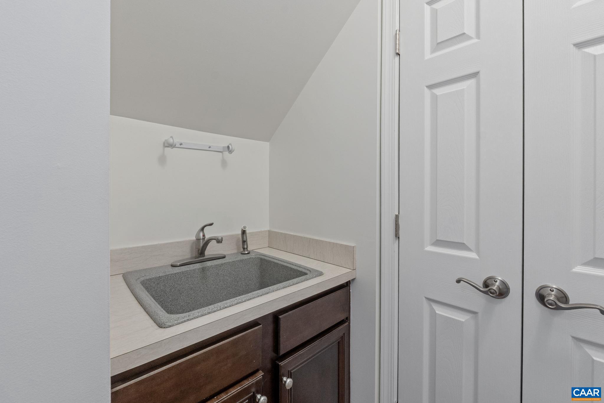 SPRING CREEK - Residential