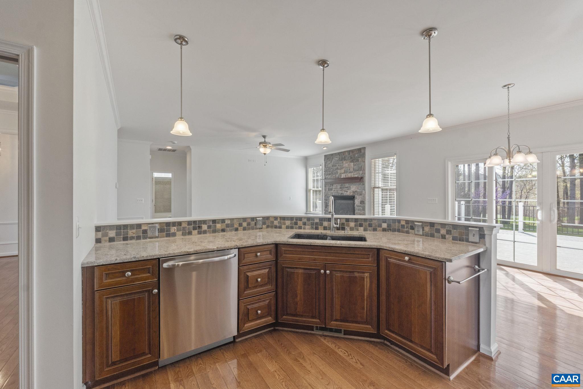 SPRING CREEK - Residential