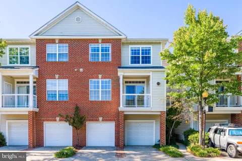 13034 Cabin Creek Road, Herndon, VA MLS: VAFX2341396