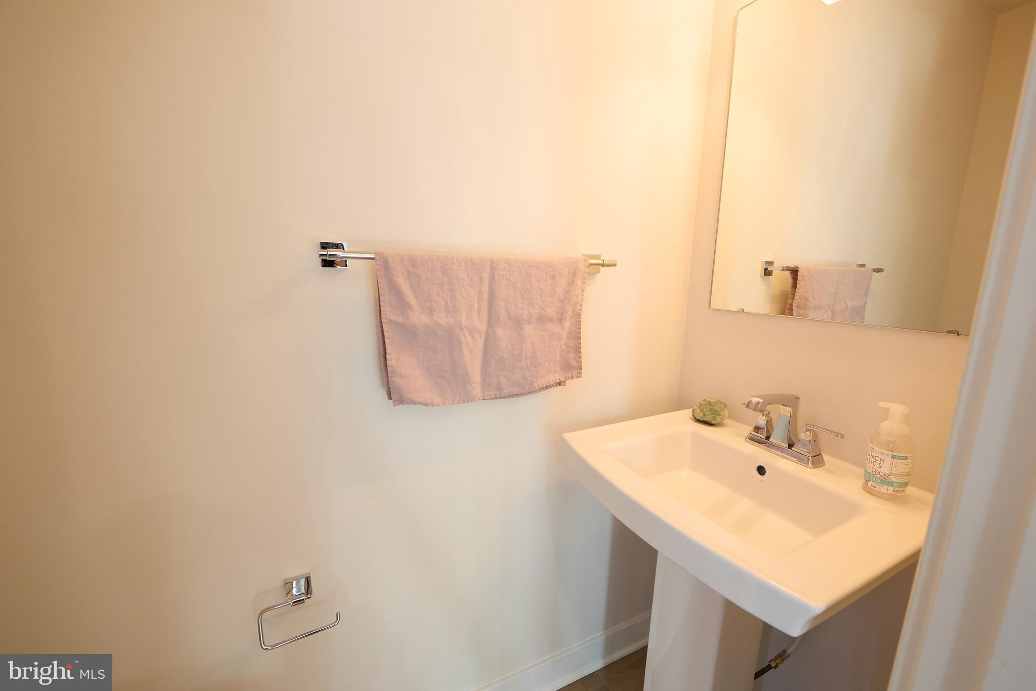 MAPLEVIEW - Residential