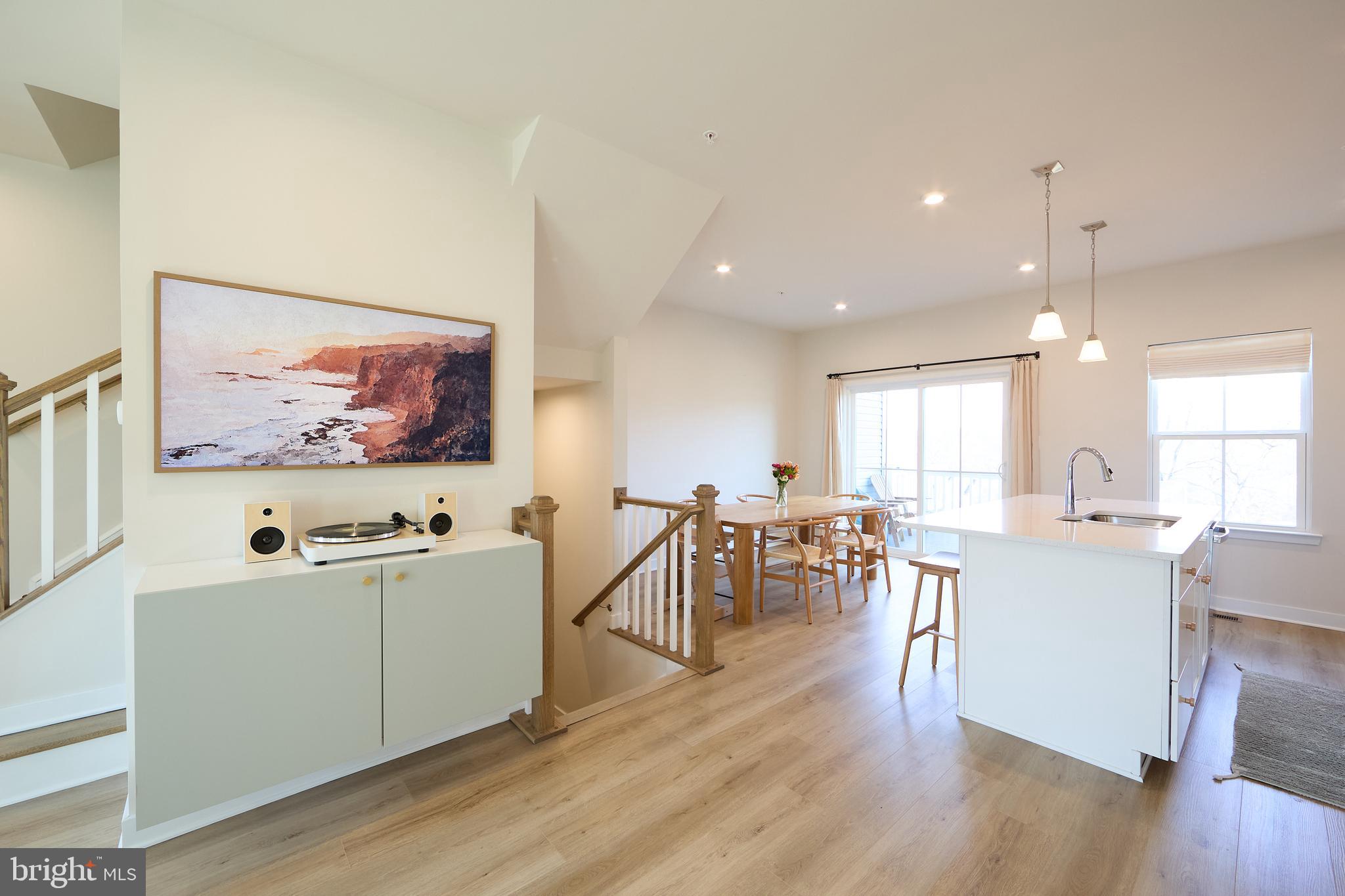 MAPLEVIEW - Residential