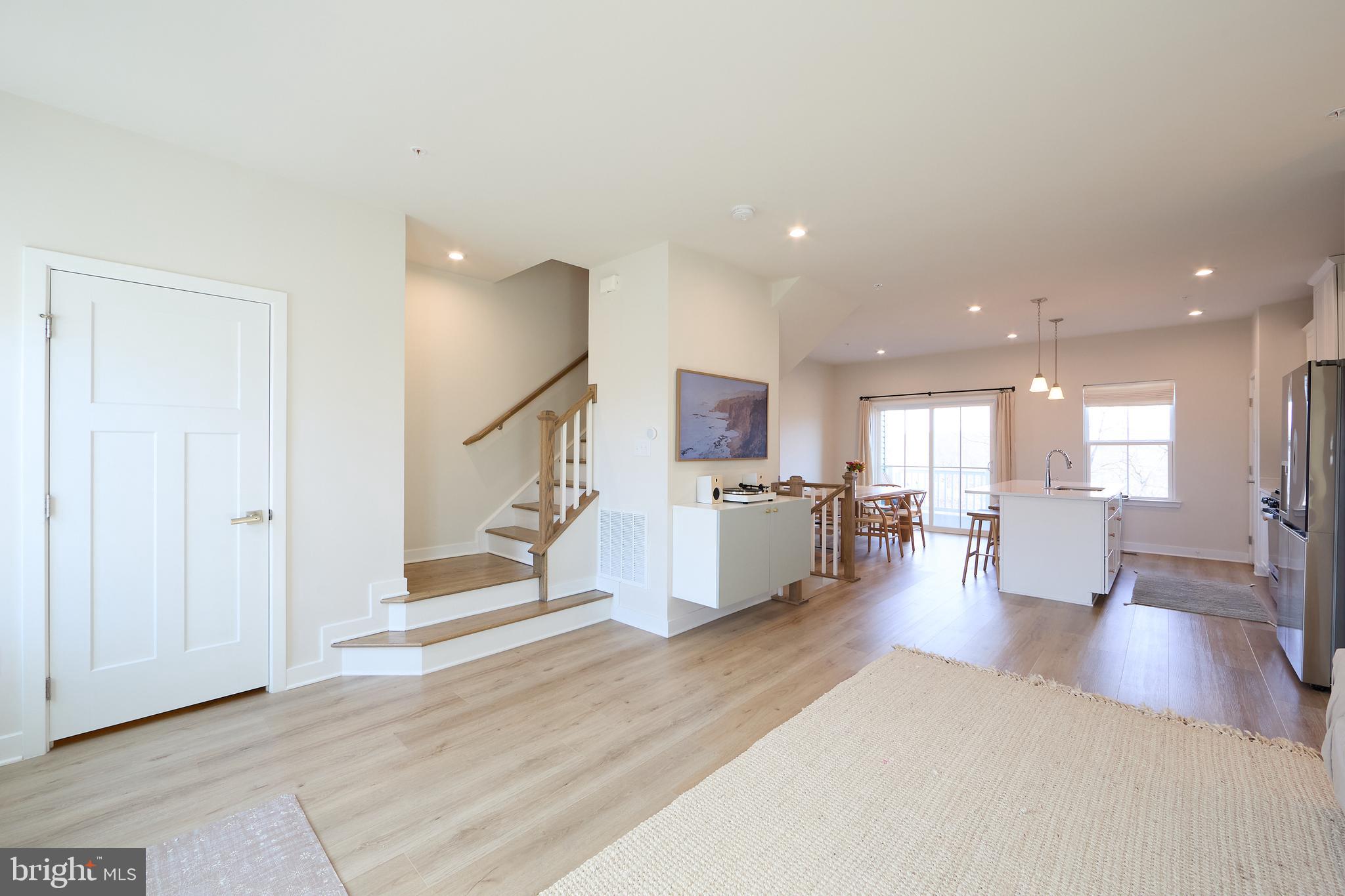 MAPLEVIEW - Residential