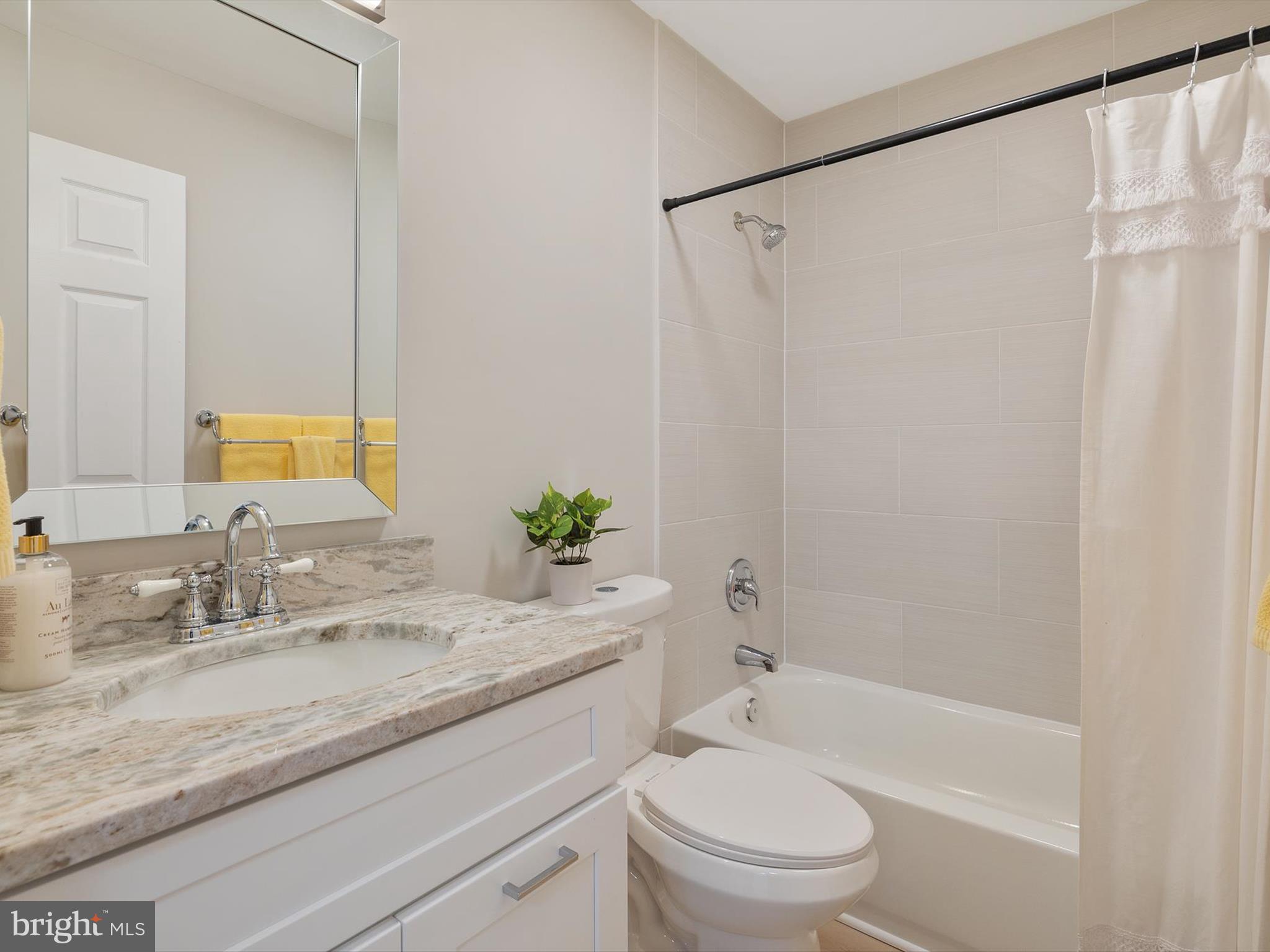 HERITAGE HARBOUR - Residential