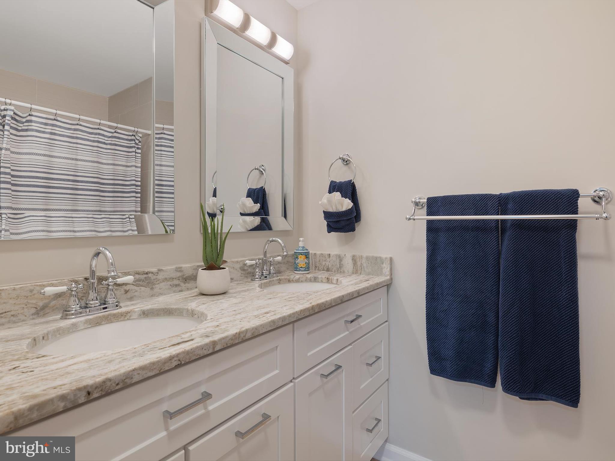 HERITAGE HARBOUR - Residential