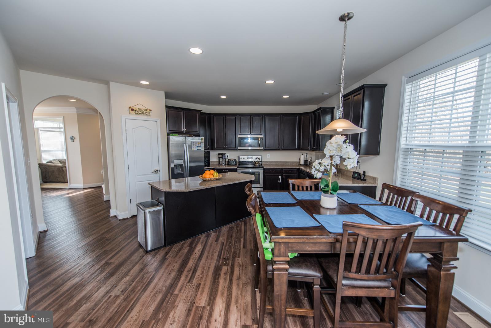 BROOKFIELD - Residential